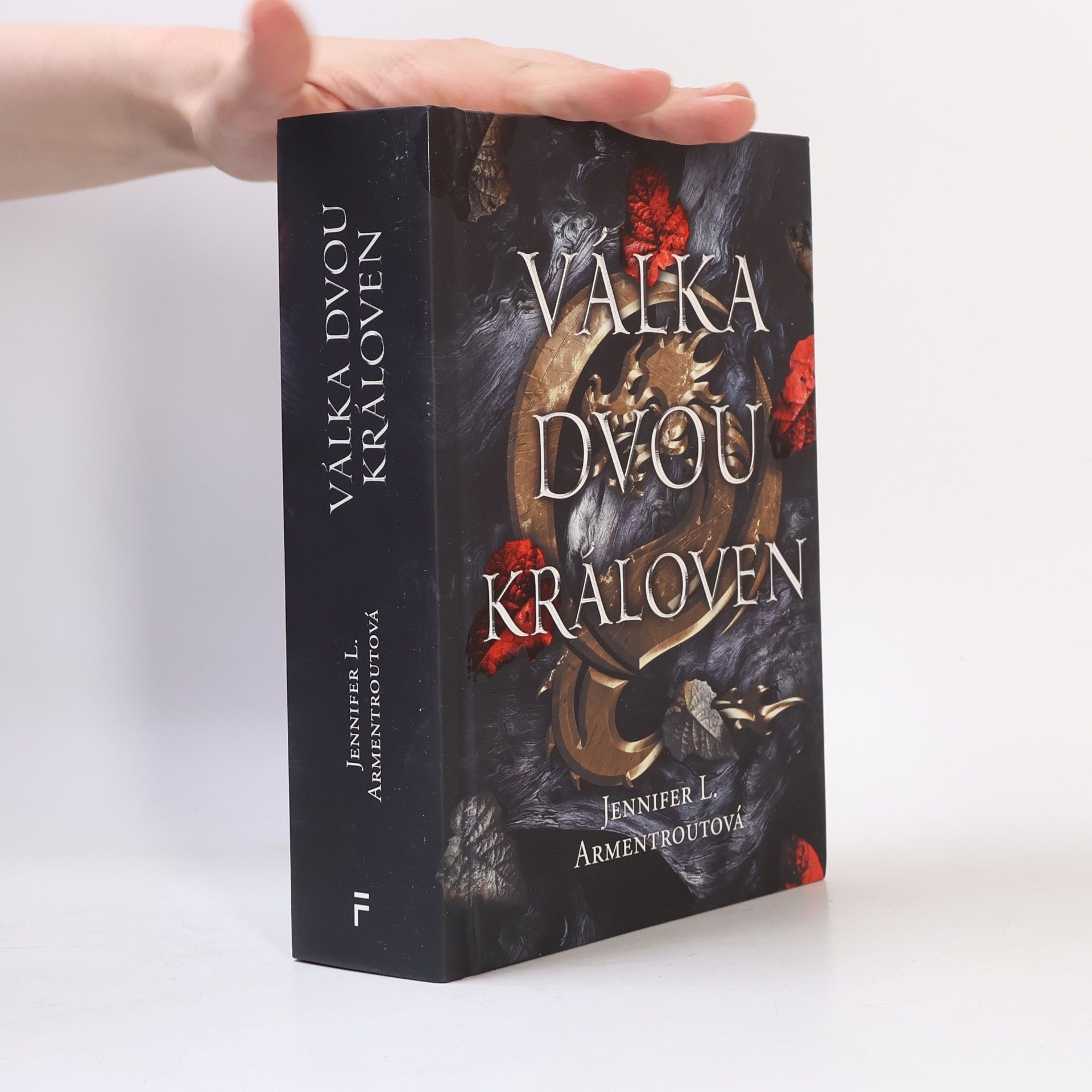 Jennifer L. Armentrout Válka dvou královen