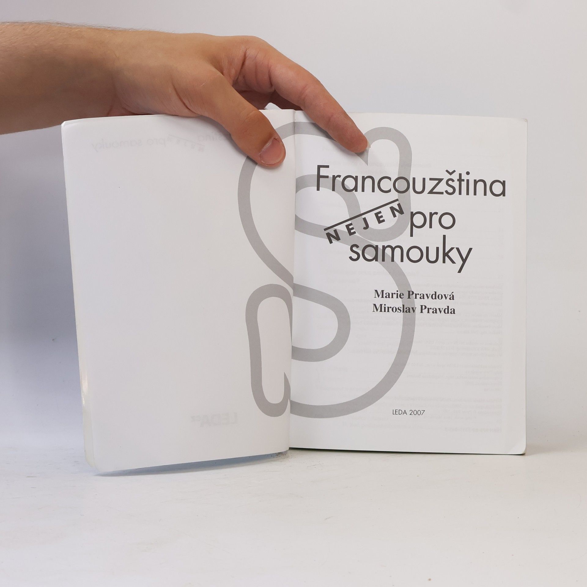 Marie Pravdová Francouzština nejen pro samouky. Učebnice