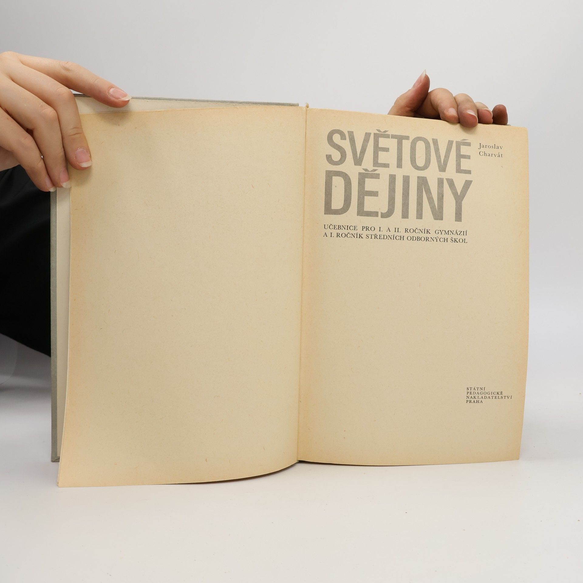 Jaroslav Charvát Světové dějiny