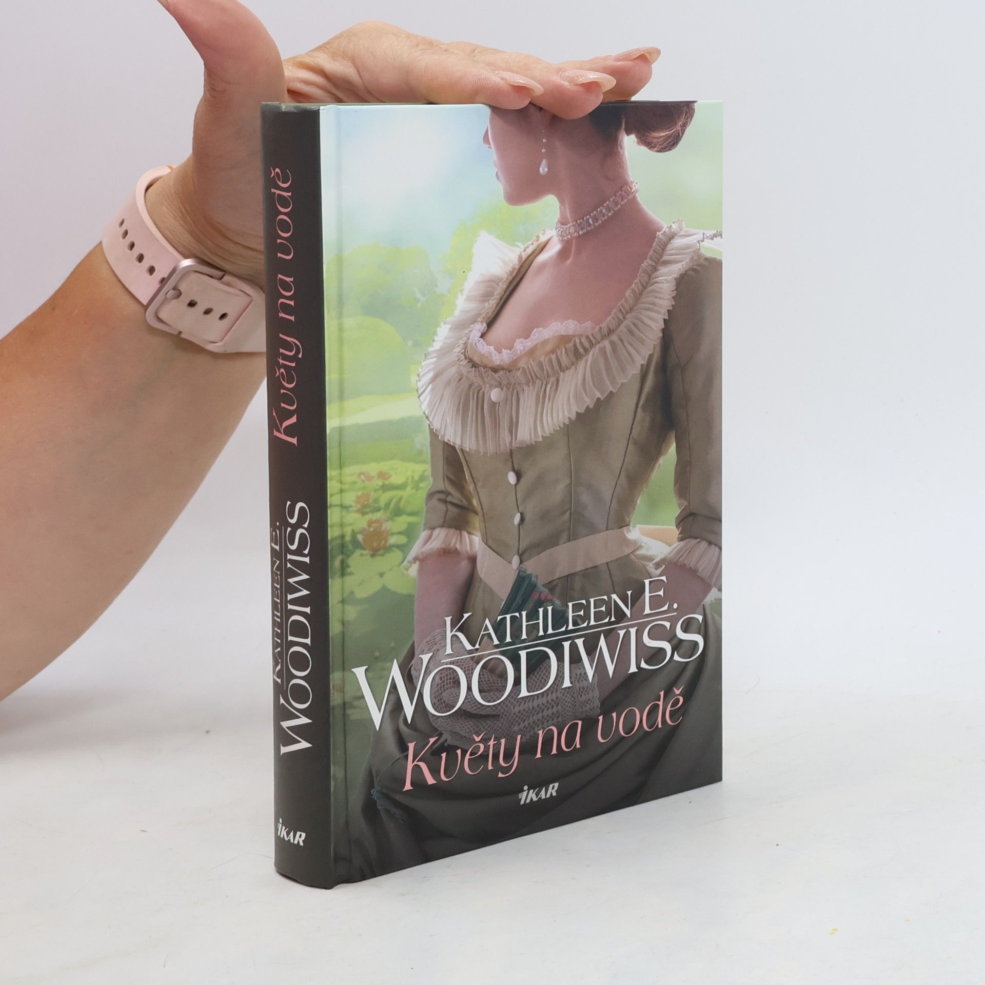 Kathleen E. Woodiwiss Květy na vodě