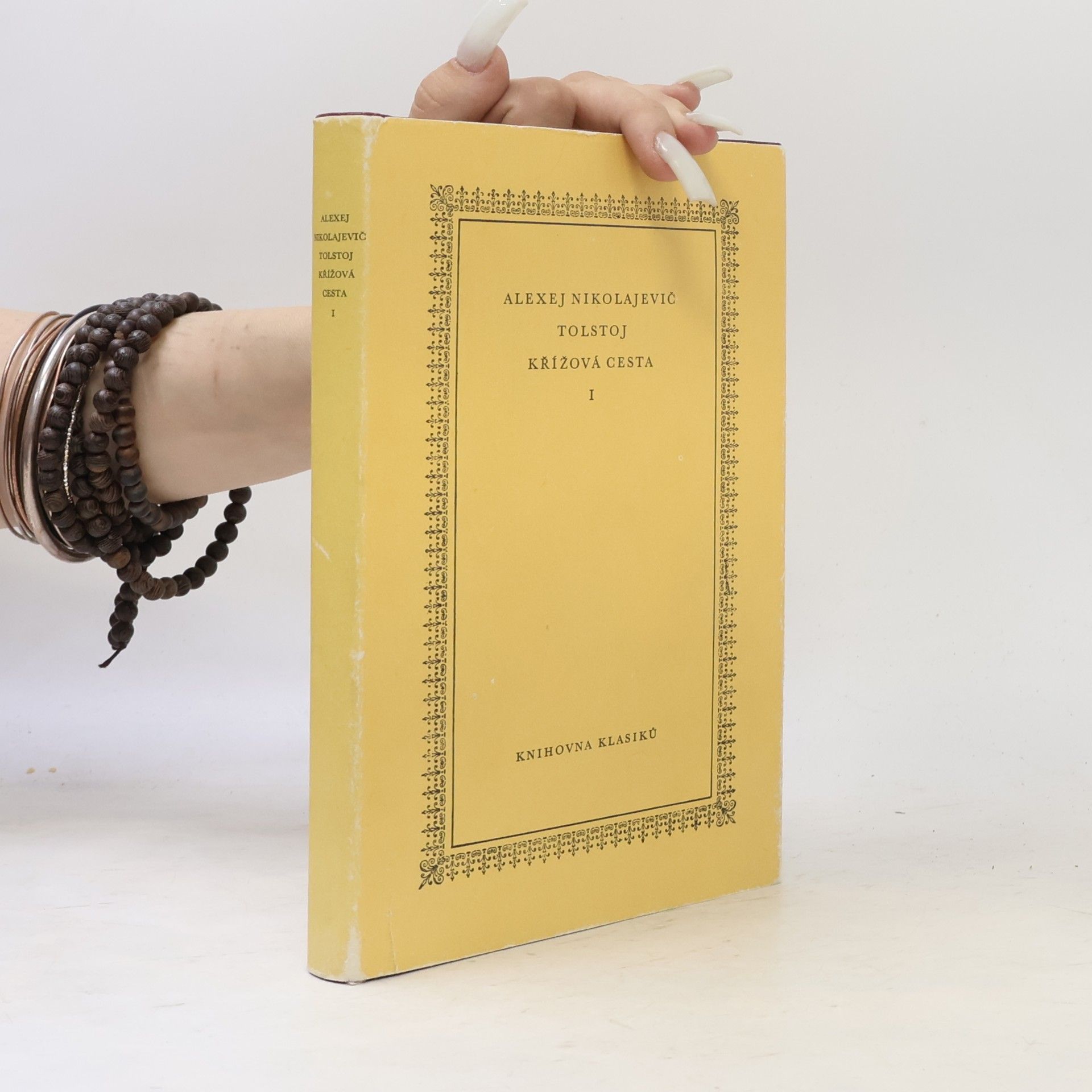 Alexej Nikolajevič Tolstoj Křížová cesta I. Sestry