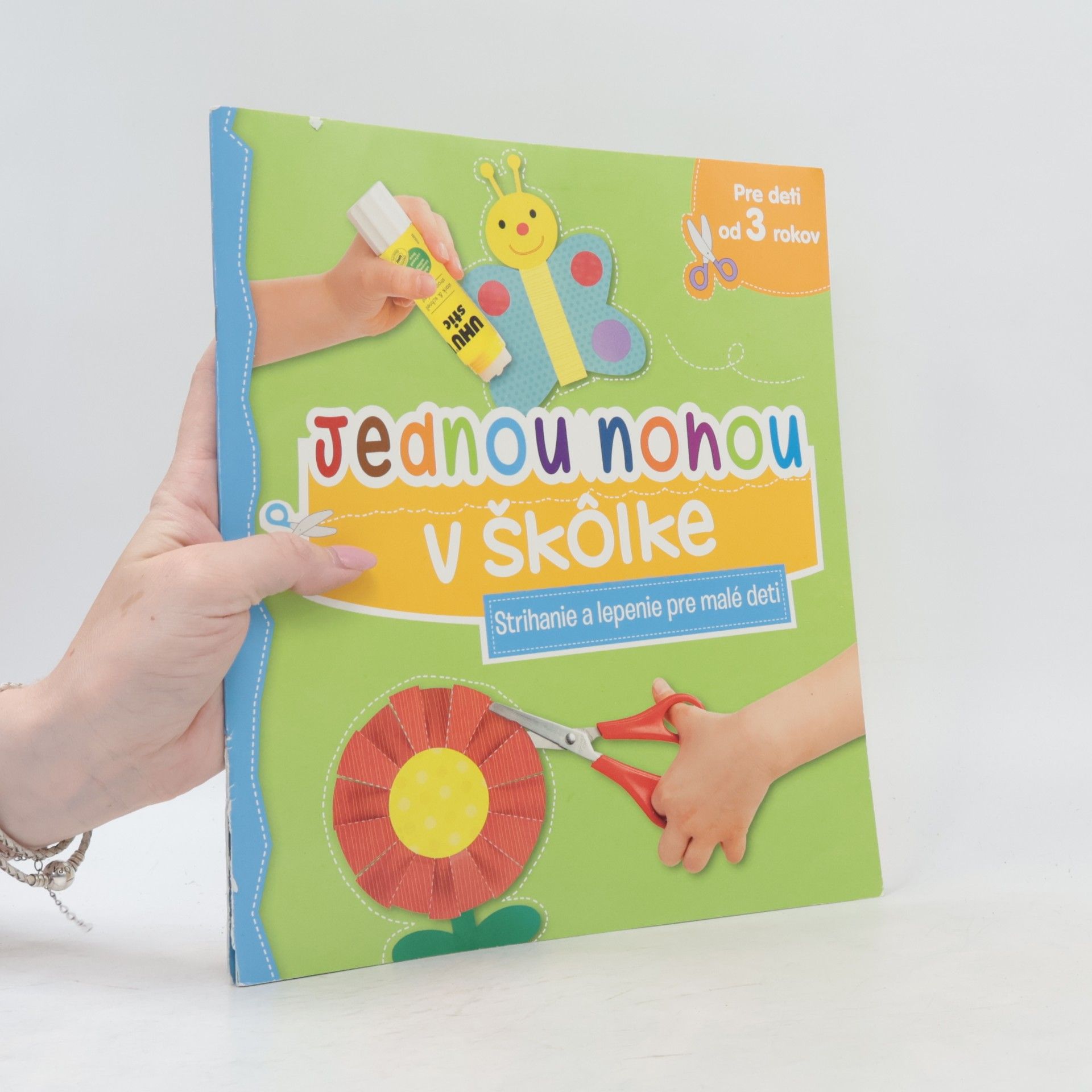 Autores varios Jednou nohou v škôlke Strihanie a lepen