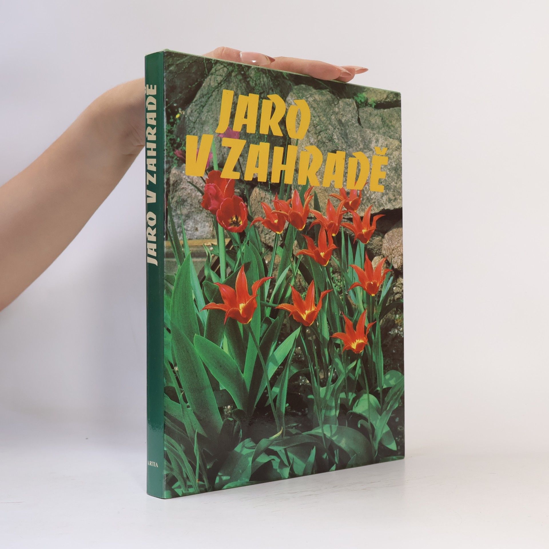 Jaro v zahradě