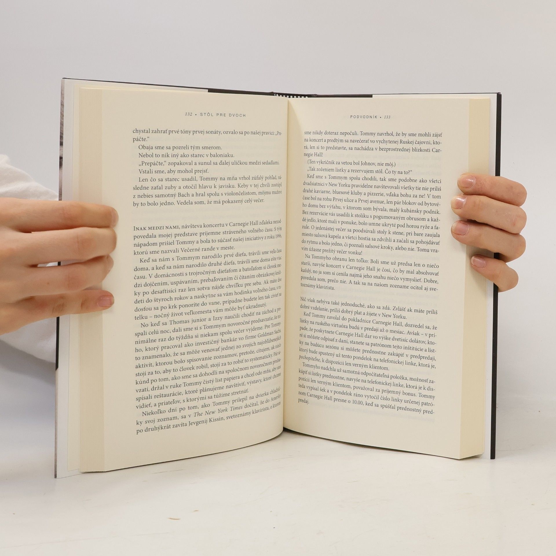 Amor Towles Stôl pre dvoch