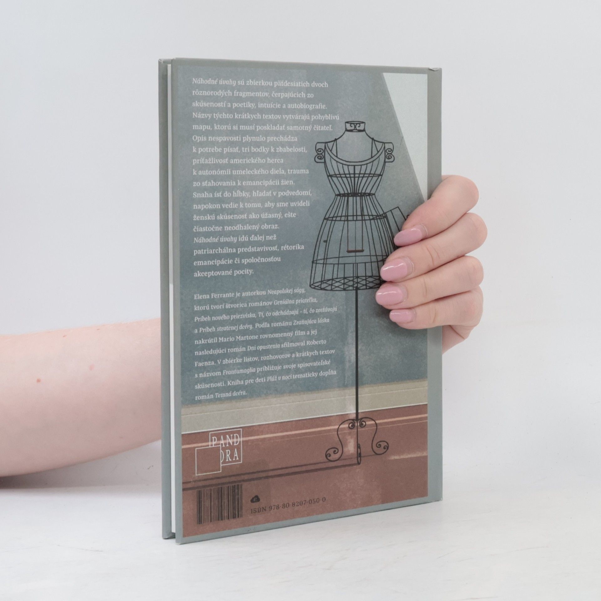 Elena Ferrante Náhodné úvahy