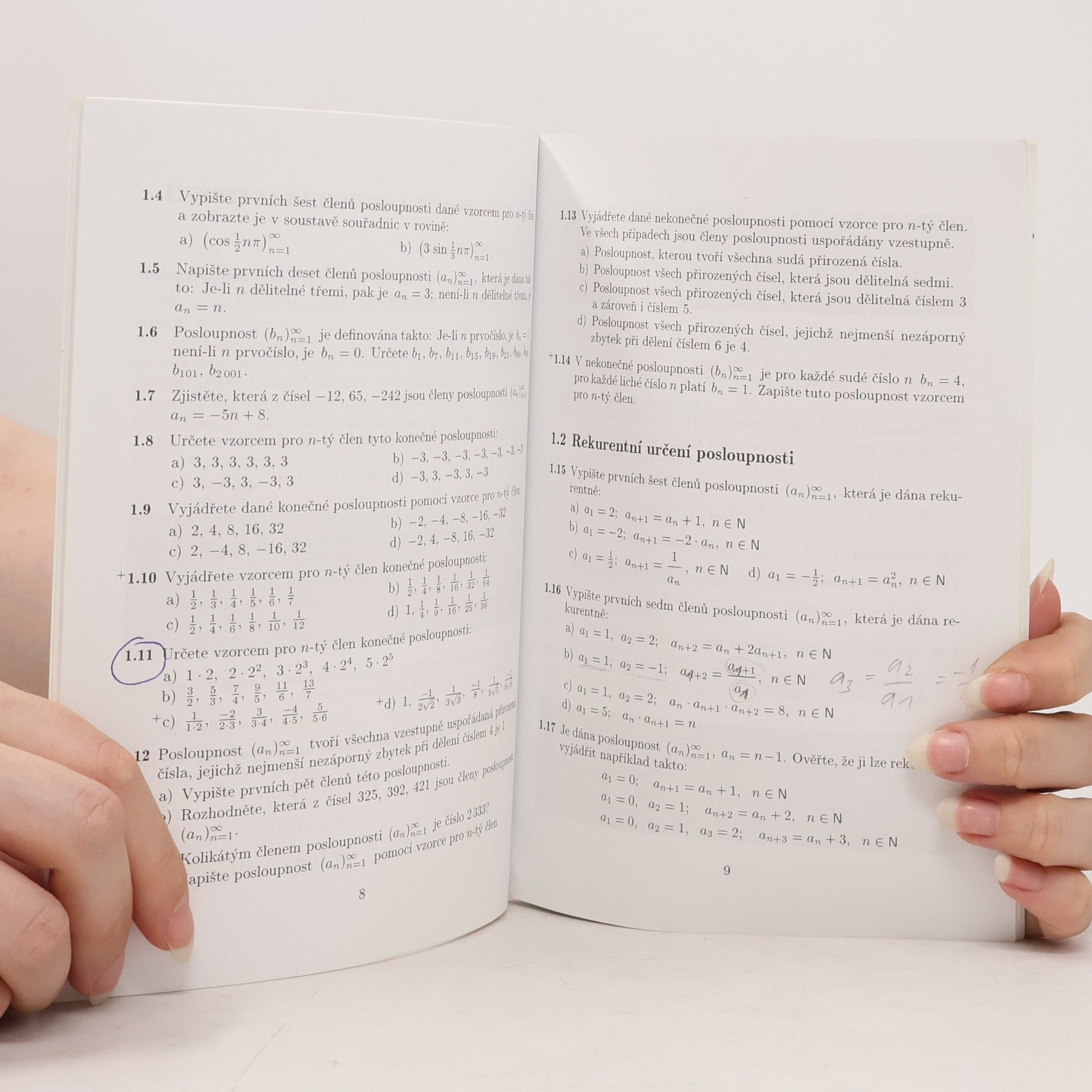 Oldřich Odvárko Sbírka úloh z matematiky pro gymnázia. Posloupnosti a řady