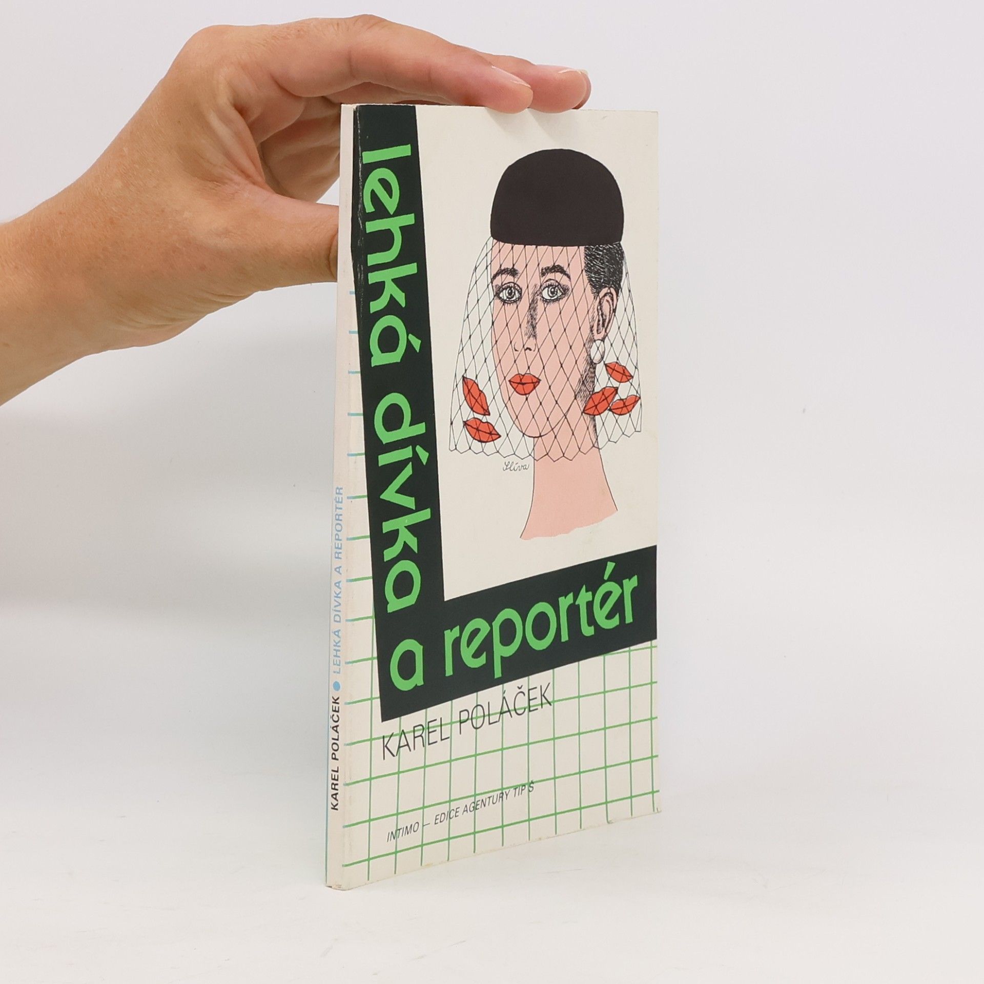 Lehká dívka a reportér