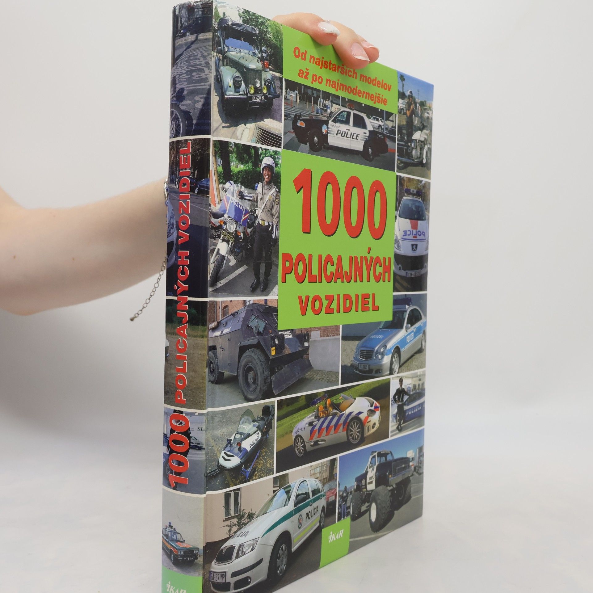 Collectif d'auteurs 1000 policajných vozidiel