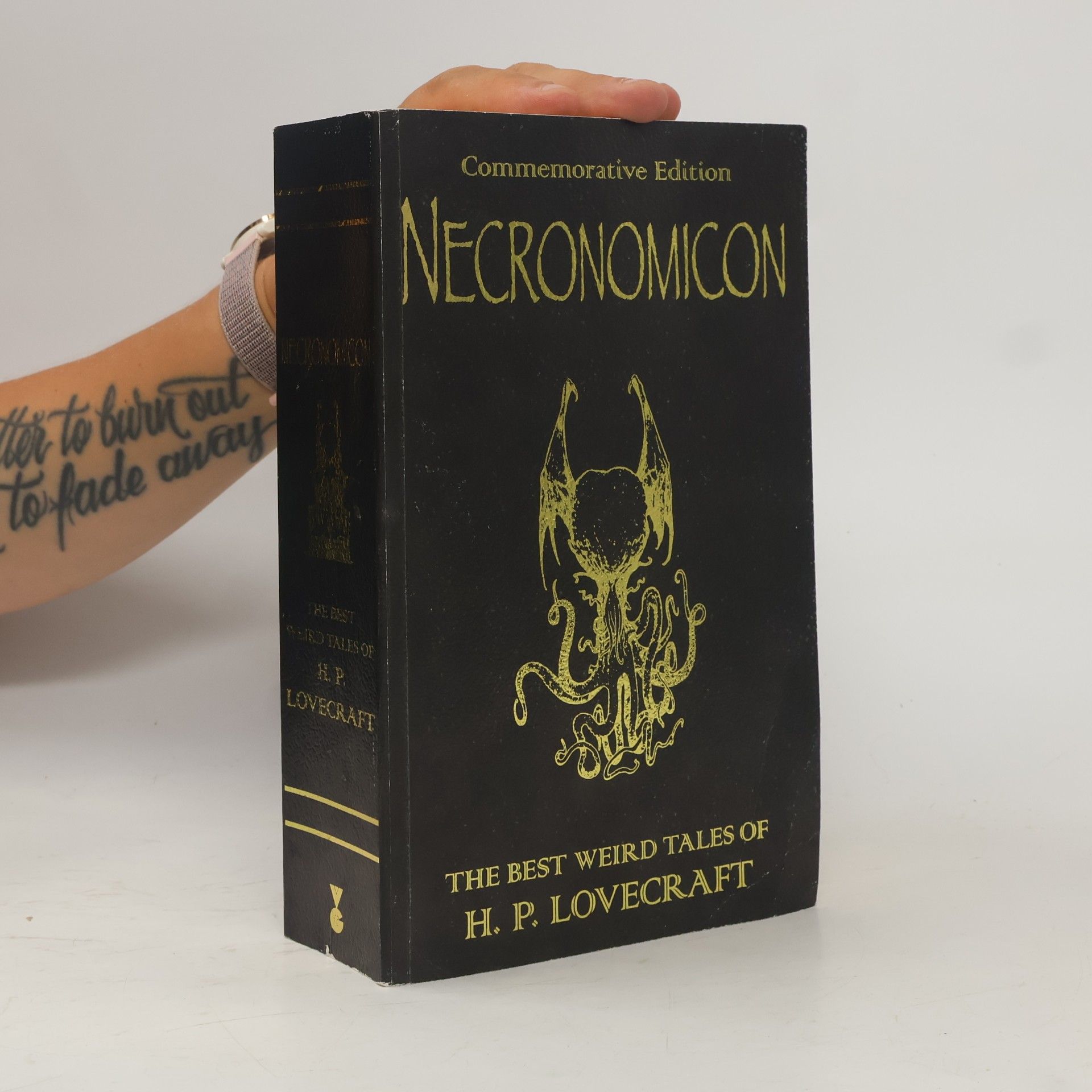 Howard Phillips Lovecraft Necronomicon