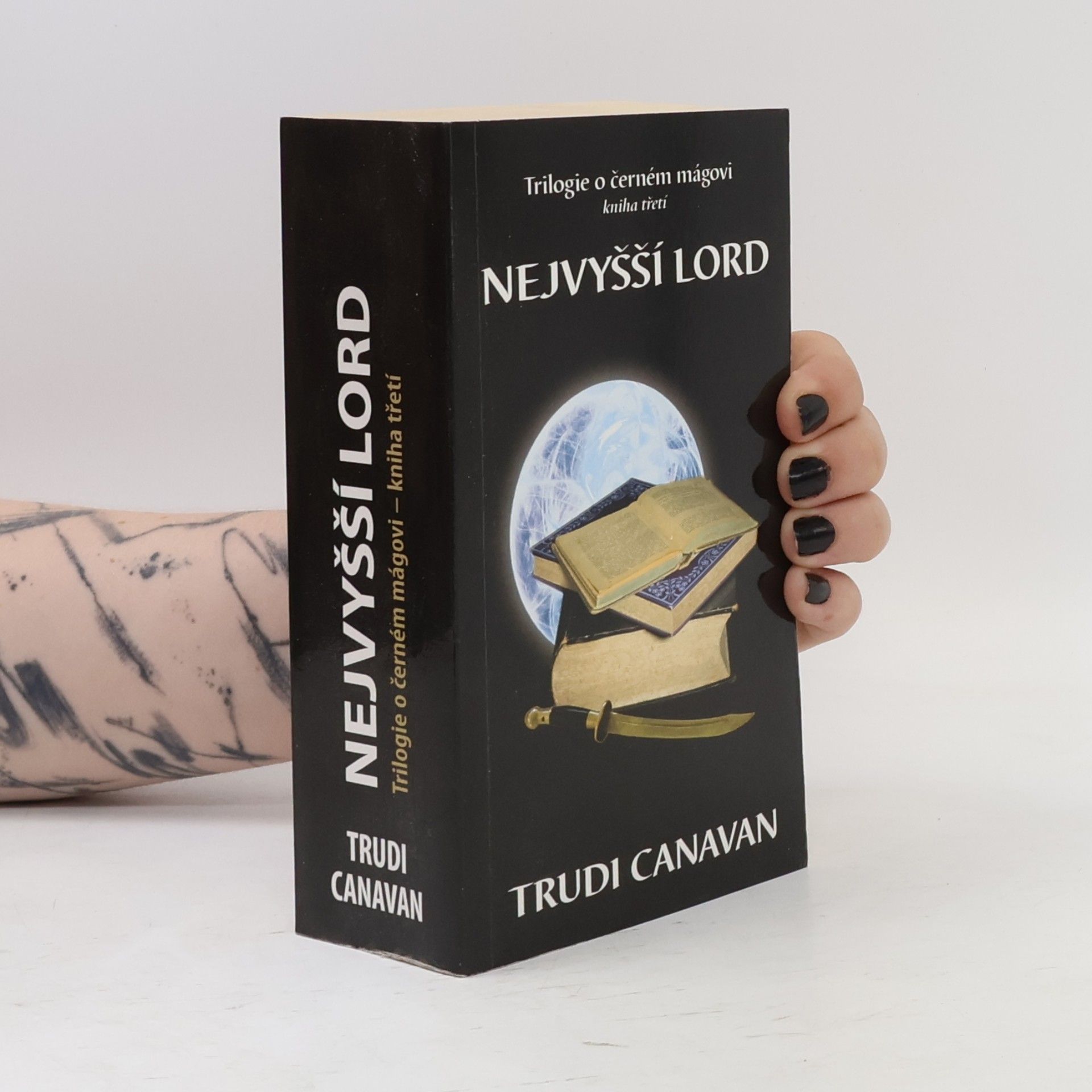 Trudi Canavan Nejvyšší lord
