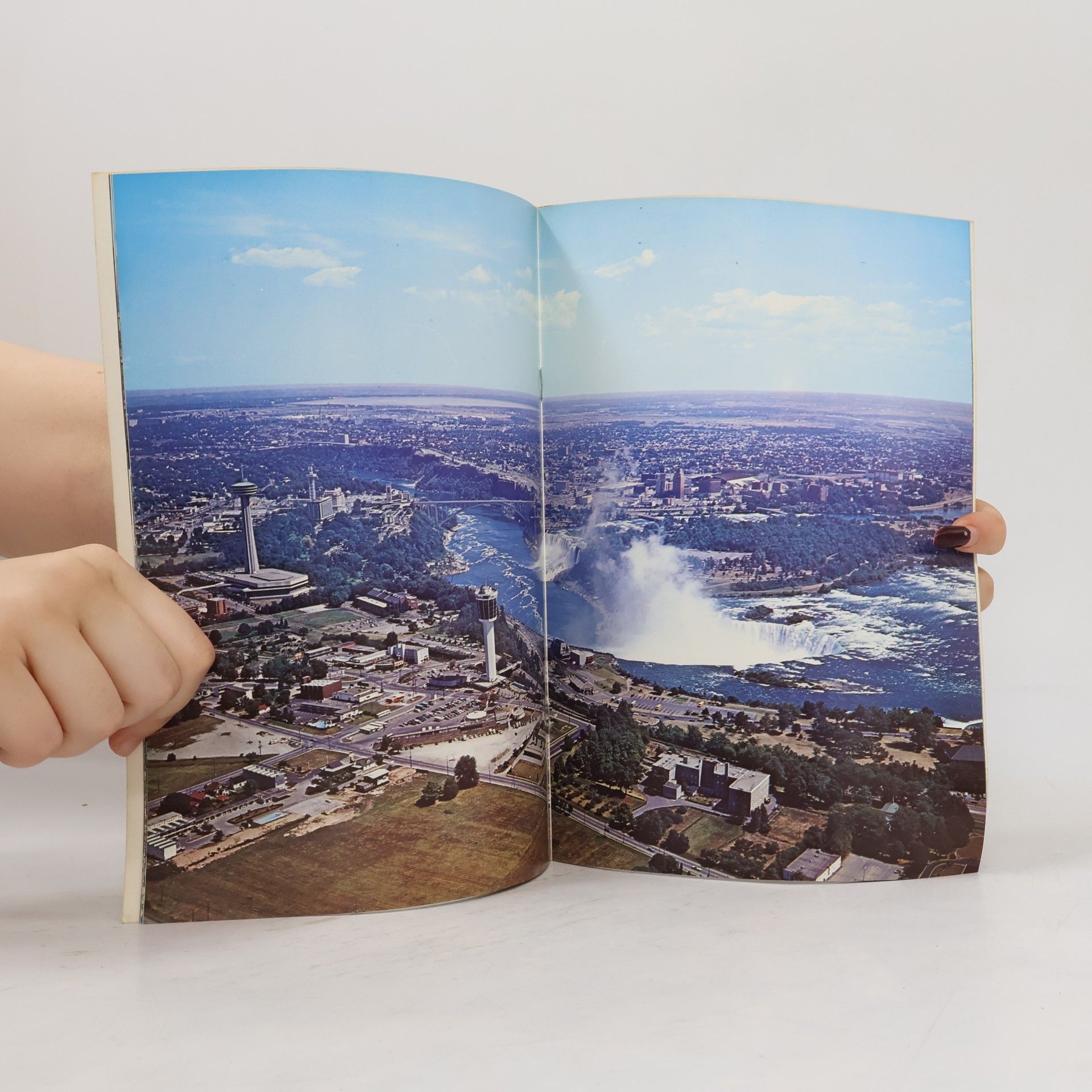 Kolektiv autorů Niagara Falls And Points Of Interest