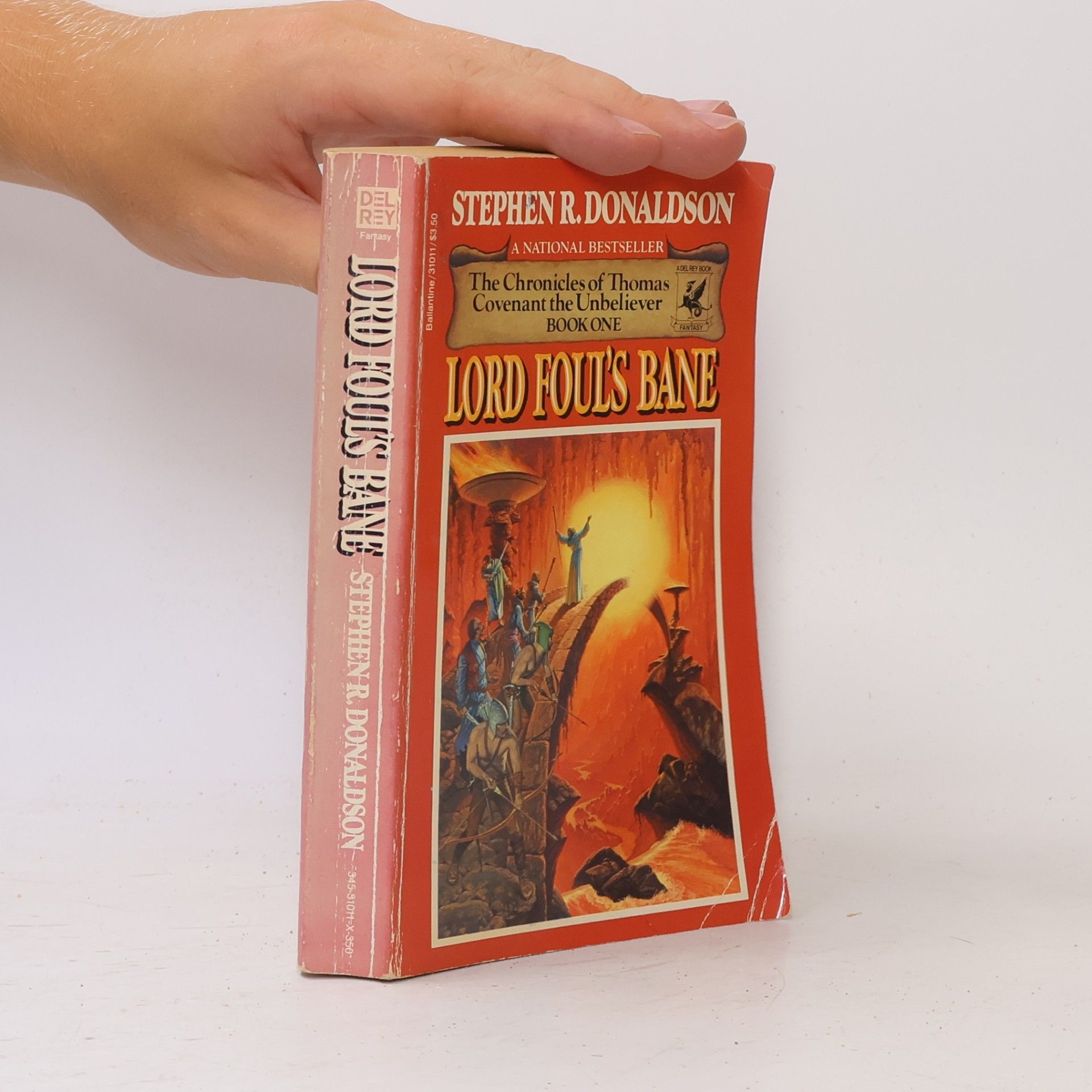 Stephen R. Donaldson The Chronicles of Thomas Covenant the Unbeliever - 1: Lord Foul's Bane