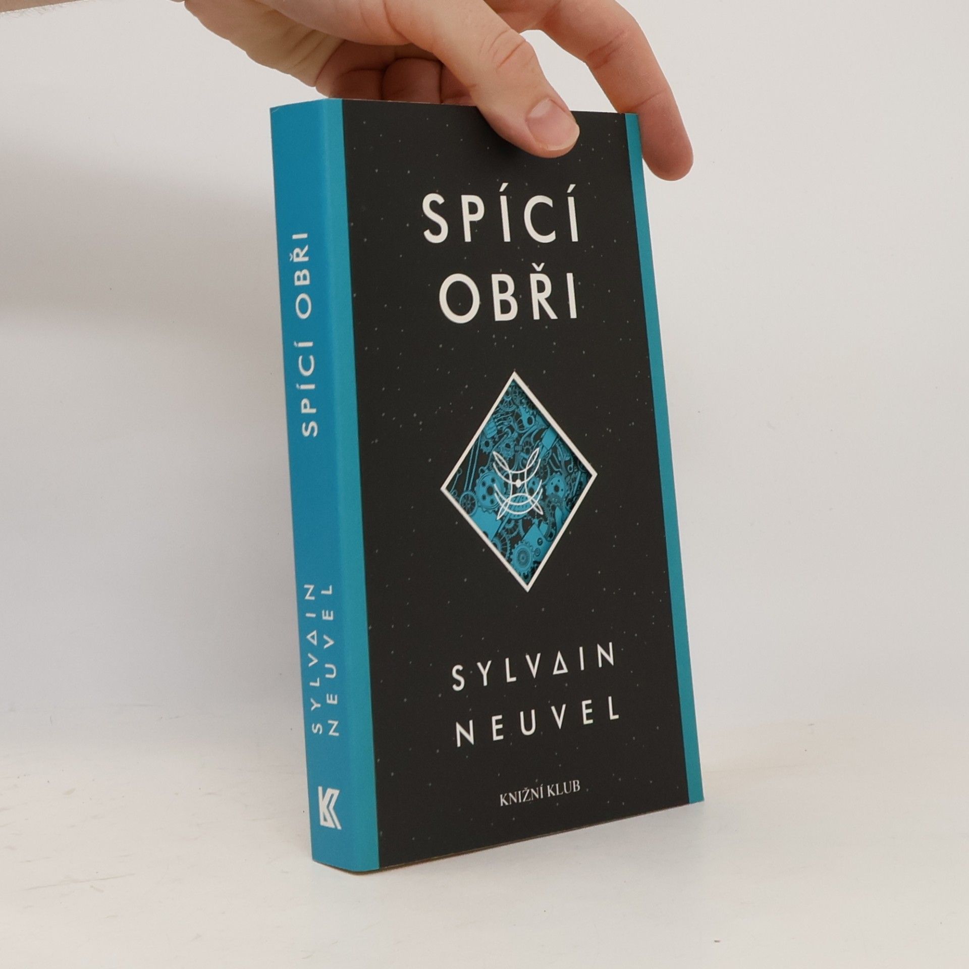 Sylvain Neuvel Spící obři