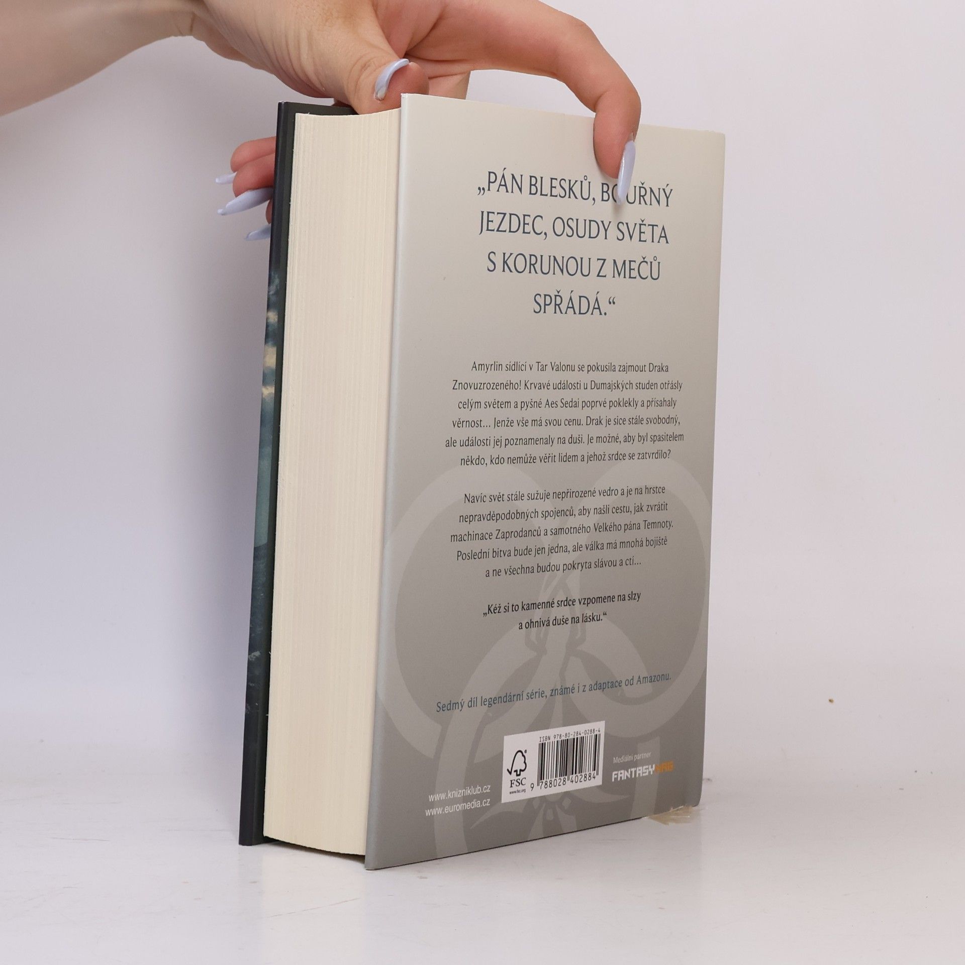Robert Jordan Kolo času 7. Koruna z mečů