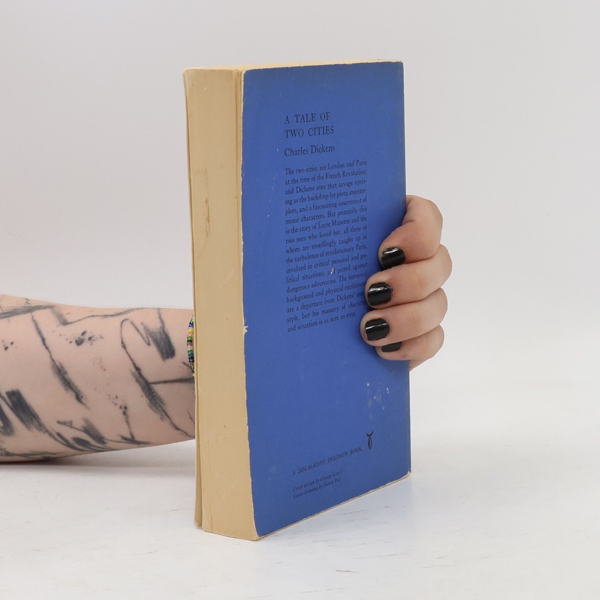 Charles Dickens A Tale of Two Cities