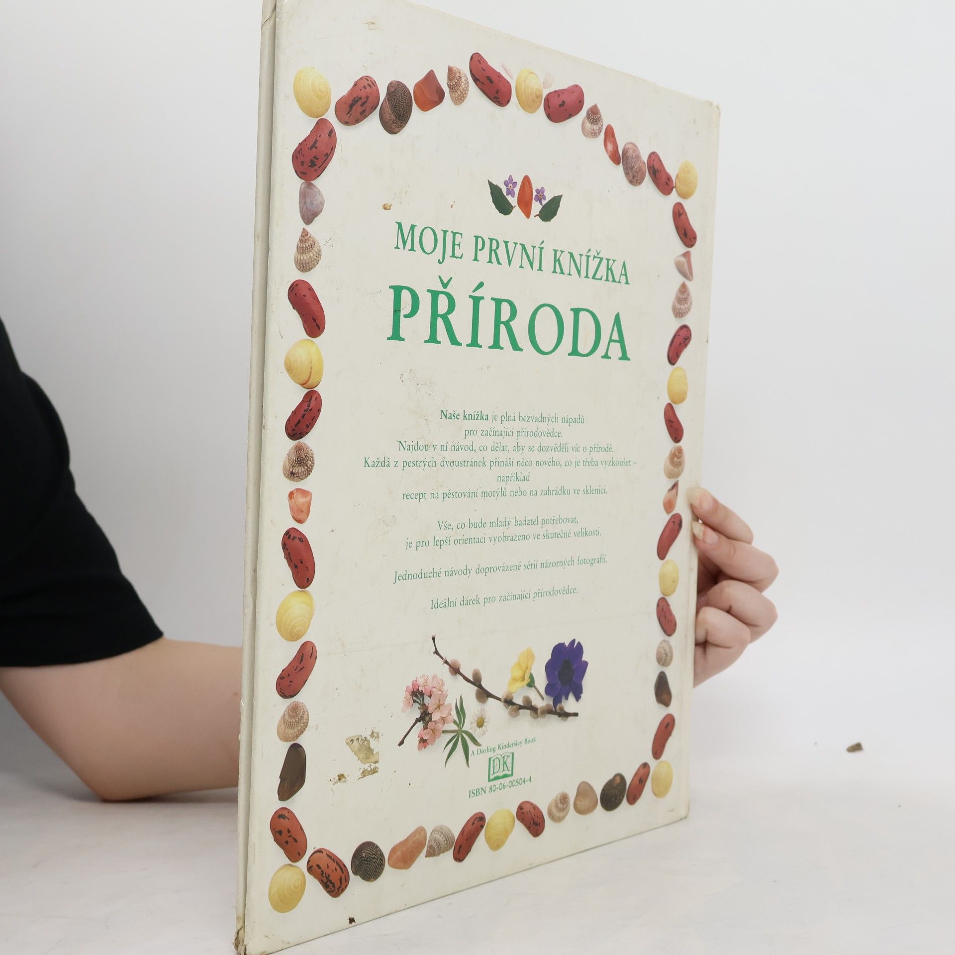 Angela Wilkes Moje první knížka. Příroda. Zábavný průvodce pro začínající přírodovědce.
