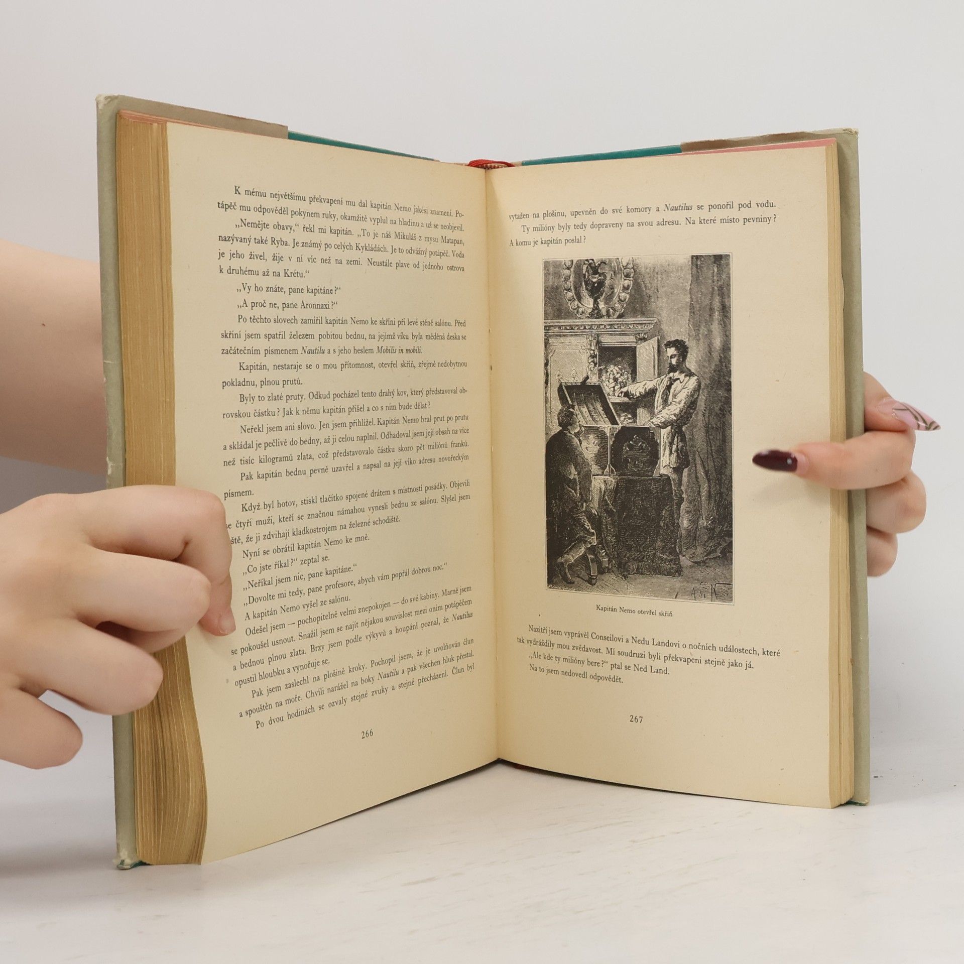Jules Verne Dvacet tisíc mil pod mořem