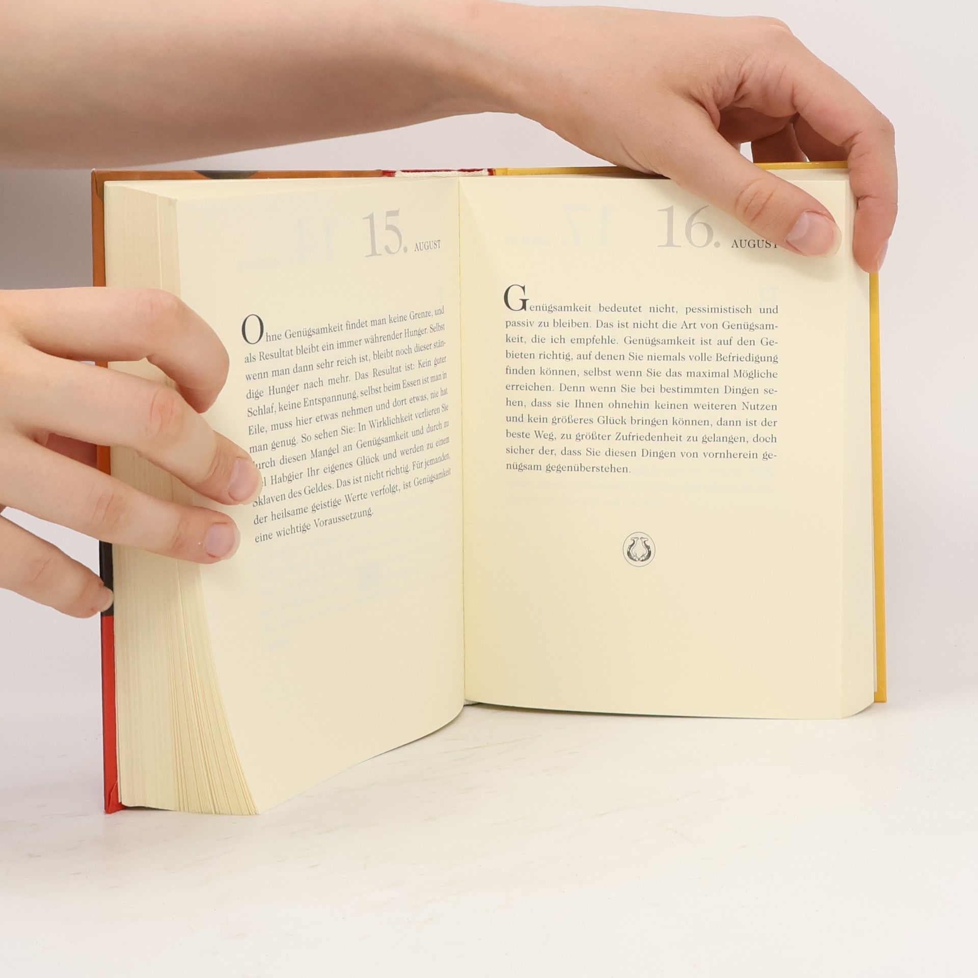 Autorenkollektiv Mit dem Dalai Lama durchs Jahr