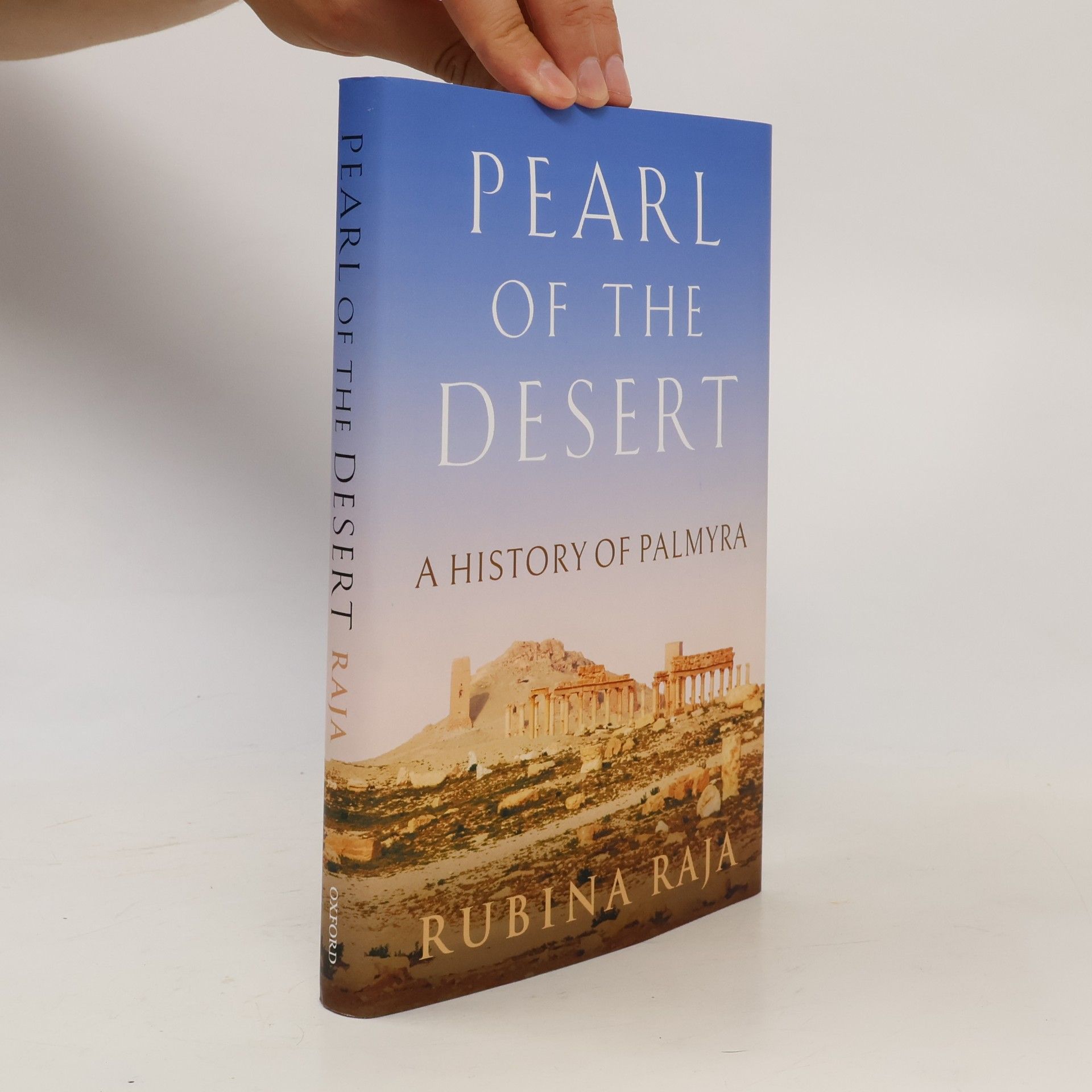 Rubina Raja Women in Antiquity: Pearl of the Desert