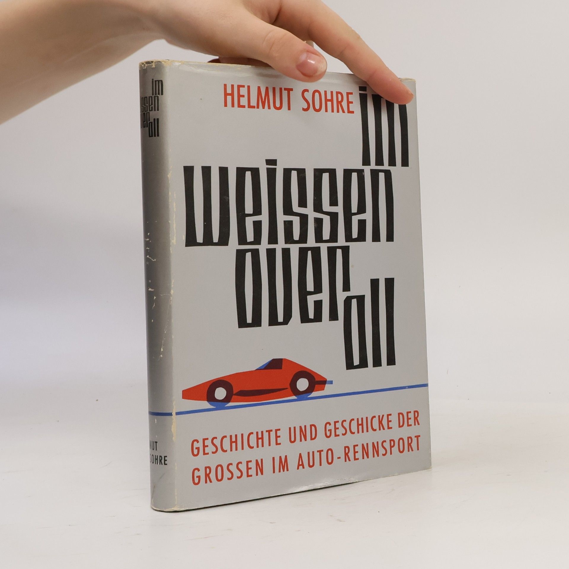 Im weißen Overall