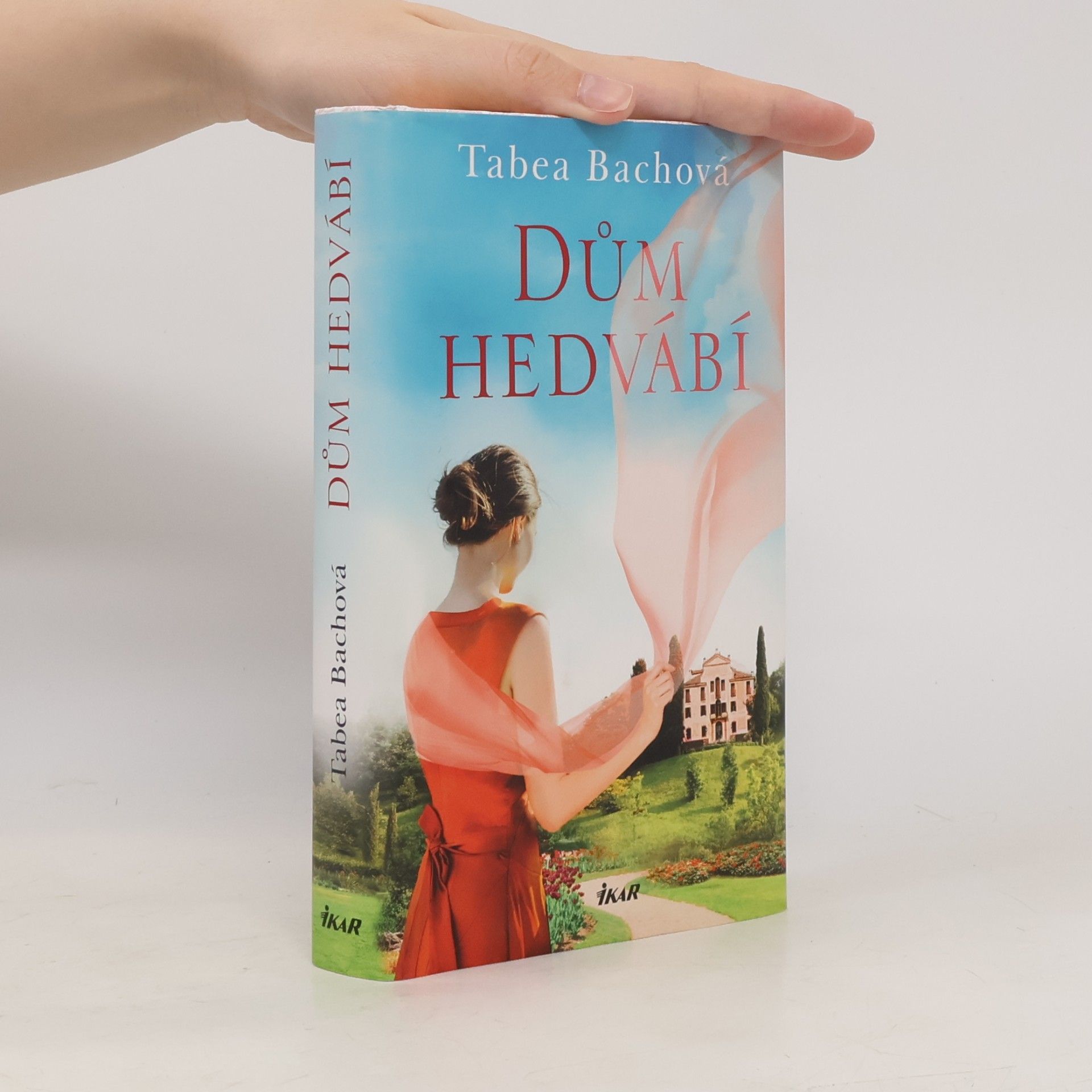 Tabea Bach Dům hedvábí