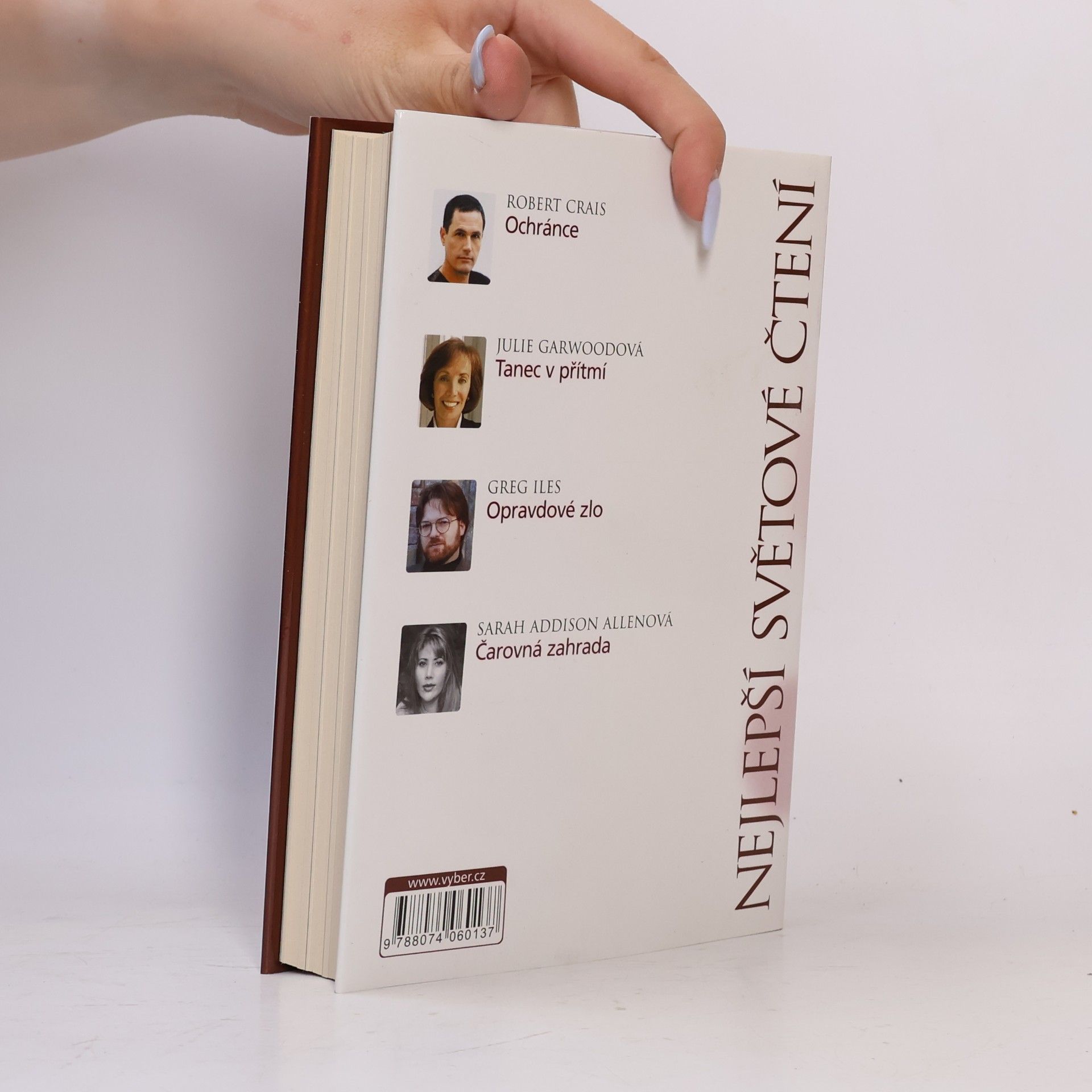 Collectif d'auteurs Nejlepší světové čtení. Ochránce. Tanec v přítmí. Opravdové zlo. Čarovná zahrada.
