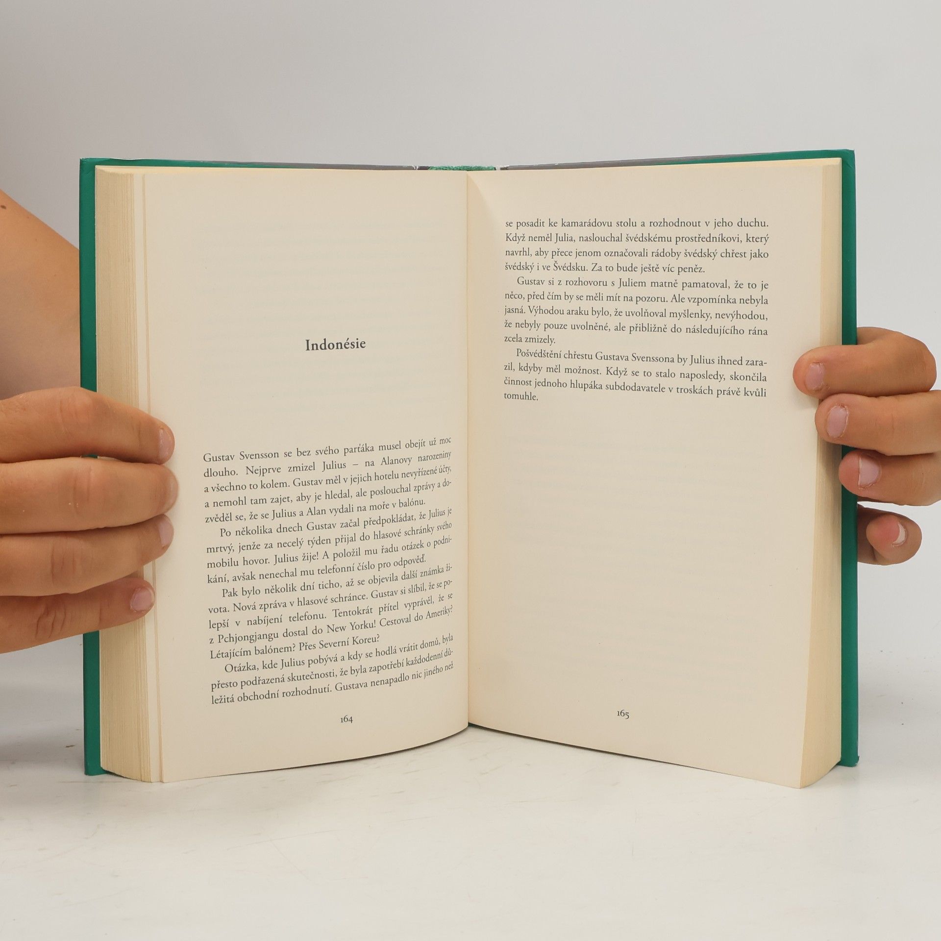 Jonas Jonasson Stojednaletý stařík, který se vrátil, aby zachránil svět