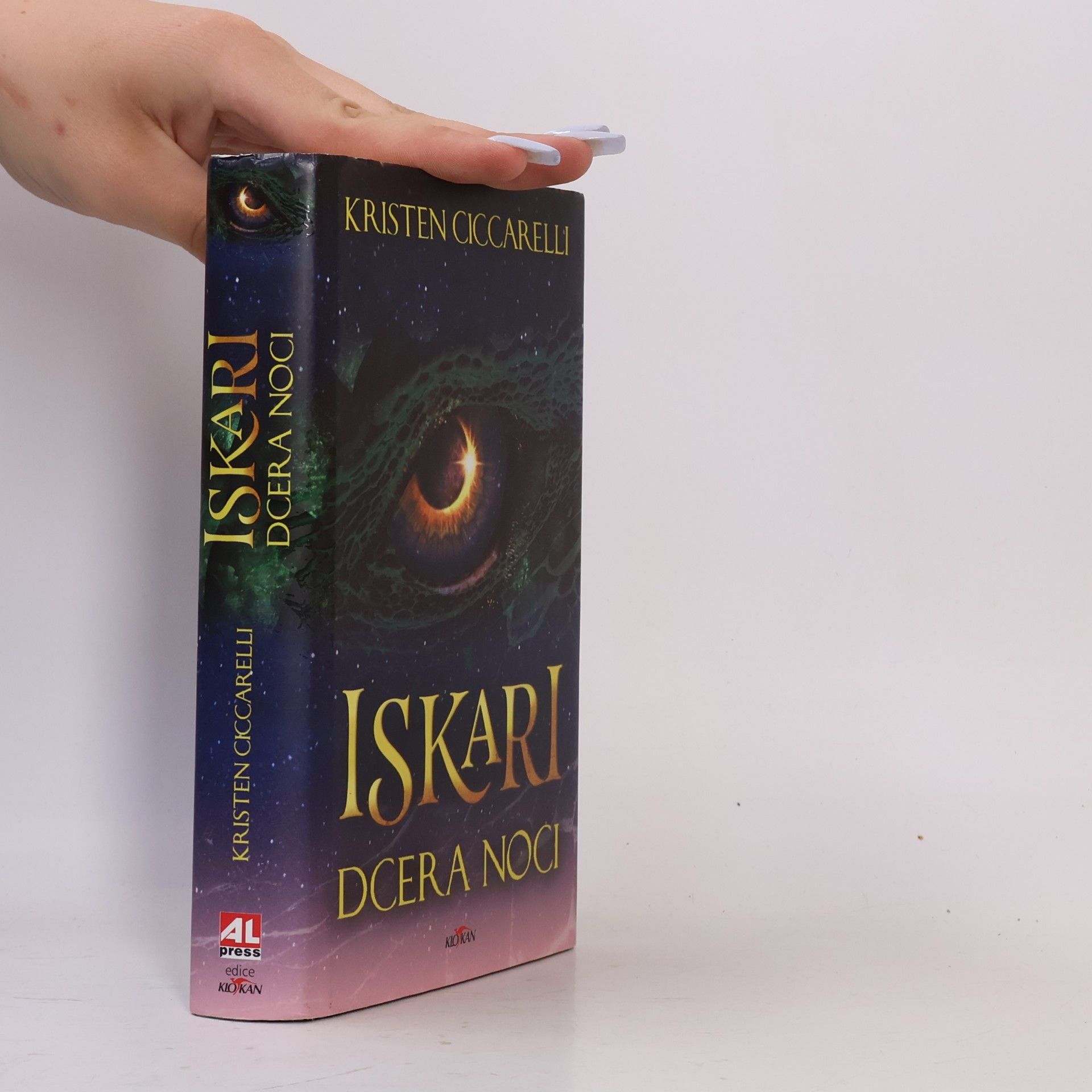 Kristen Ciccarelli Iskari. Dcera noci