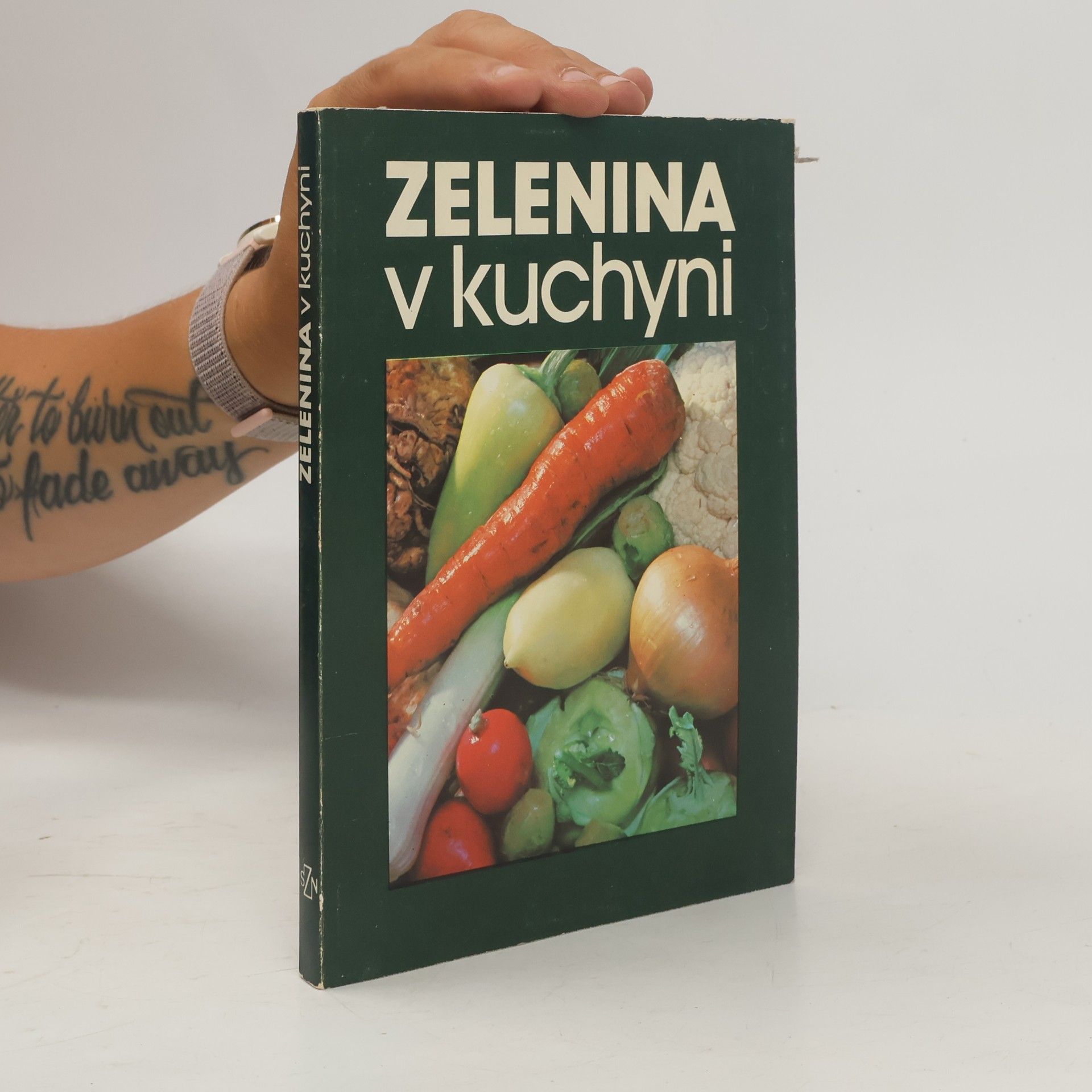 Ljubov Viktorovna Šabykina Zelenina v kuchyni