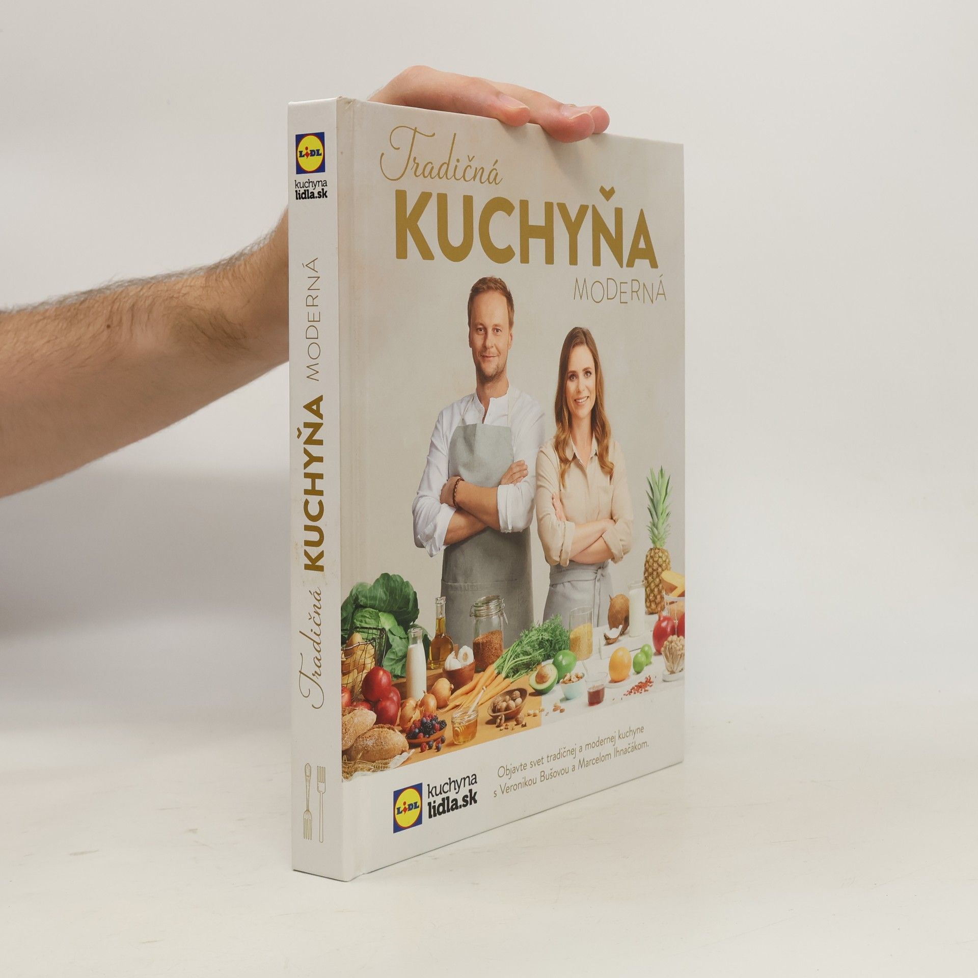 Veronika Bušová Tradičná kuchyňa moderná