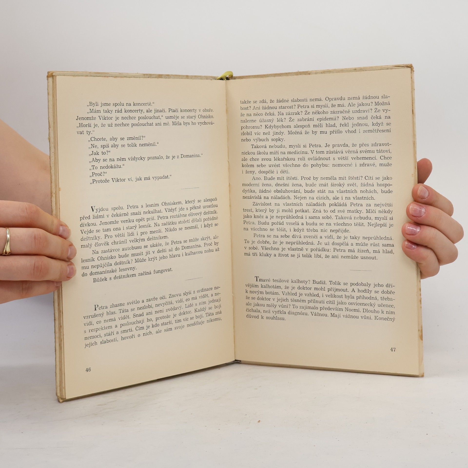 Bohumil Říha Pět bohů táhne přes moře