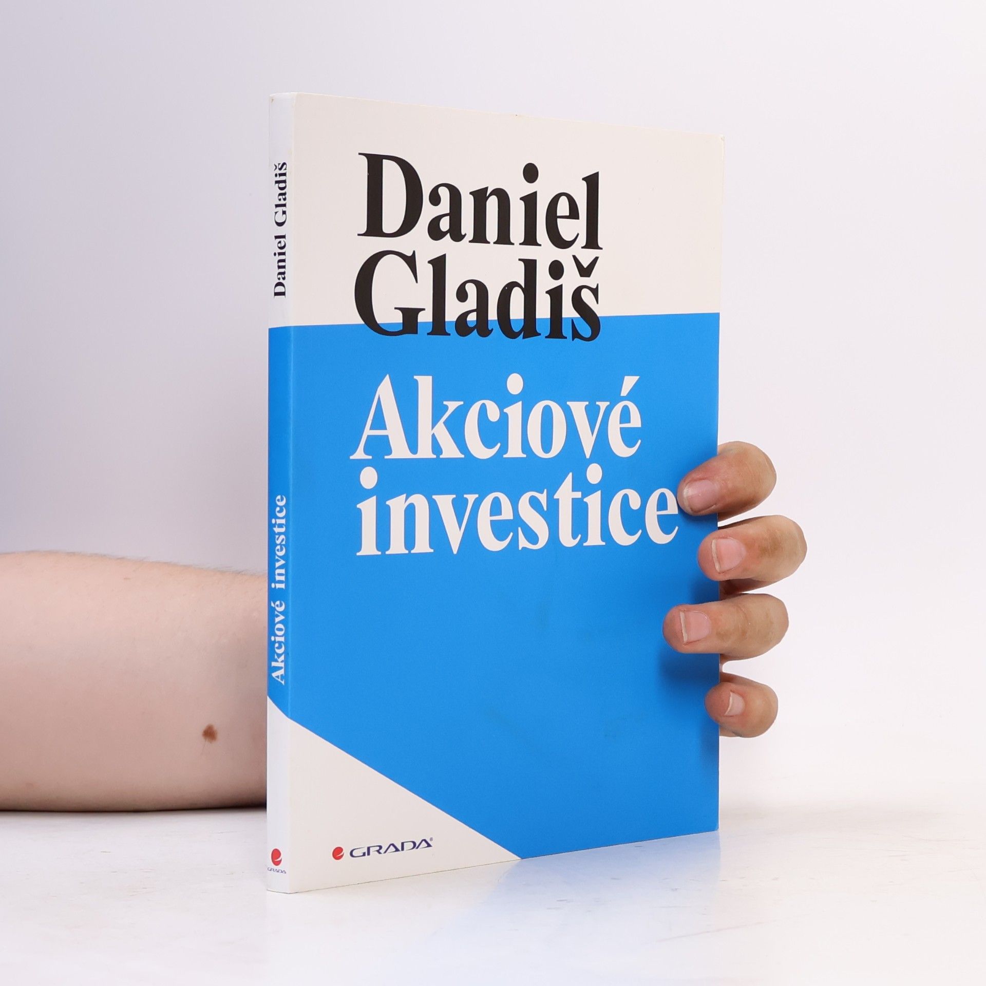Daniel Gladiš Akciové investice