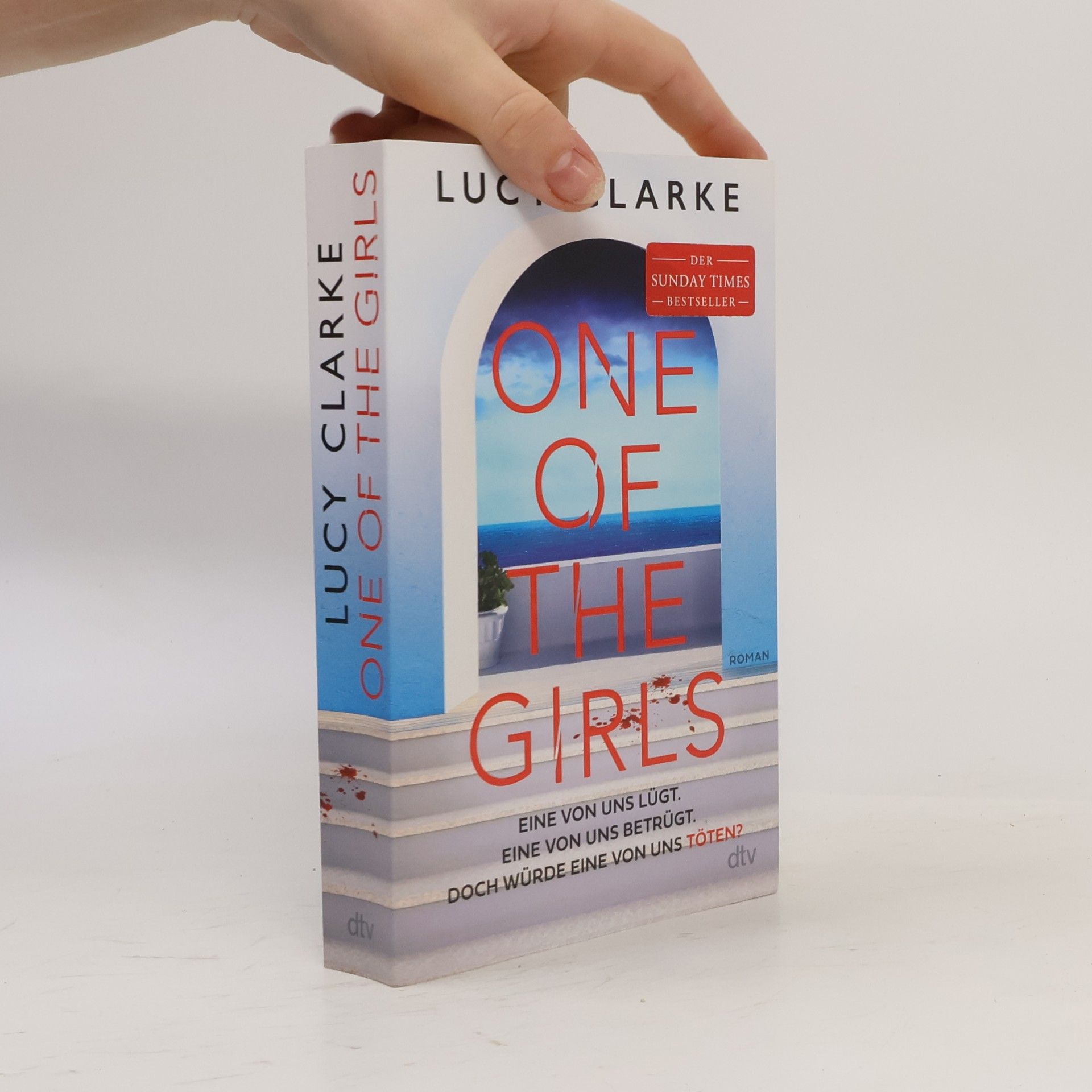 Lucy Clarke One of the Girls