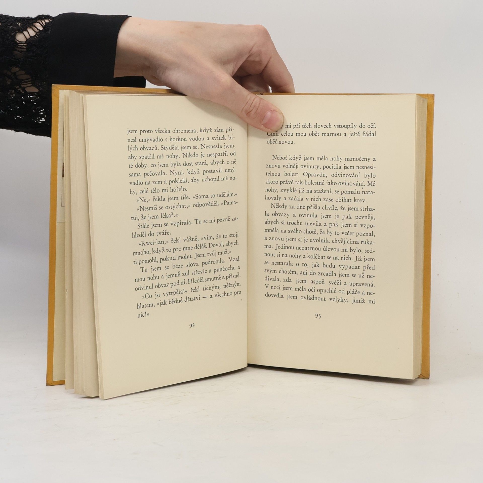 Pearl S. Buck Východ a západ