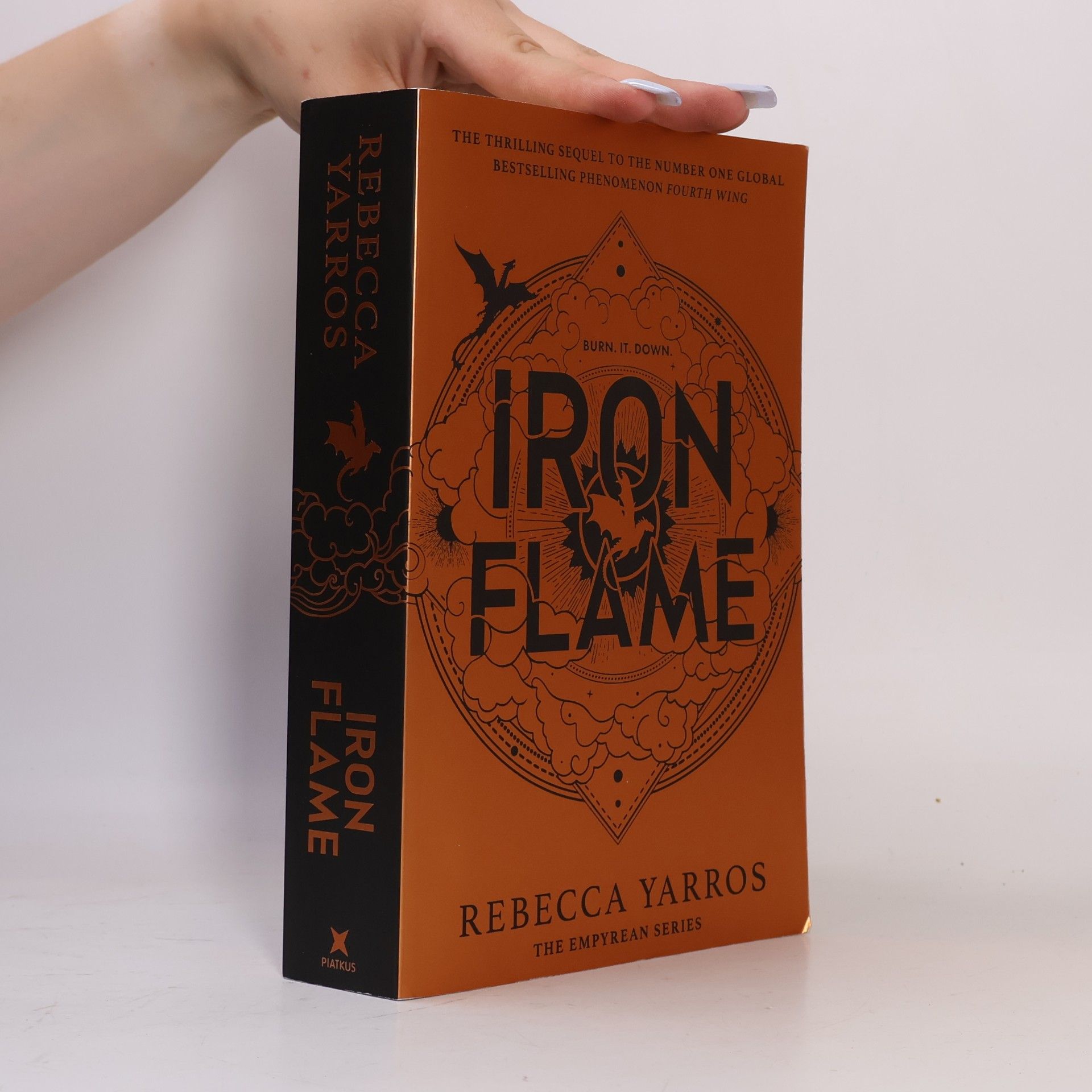Rebecca Yarros Iron Flame