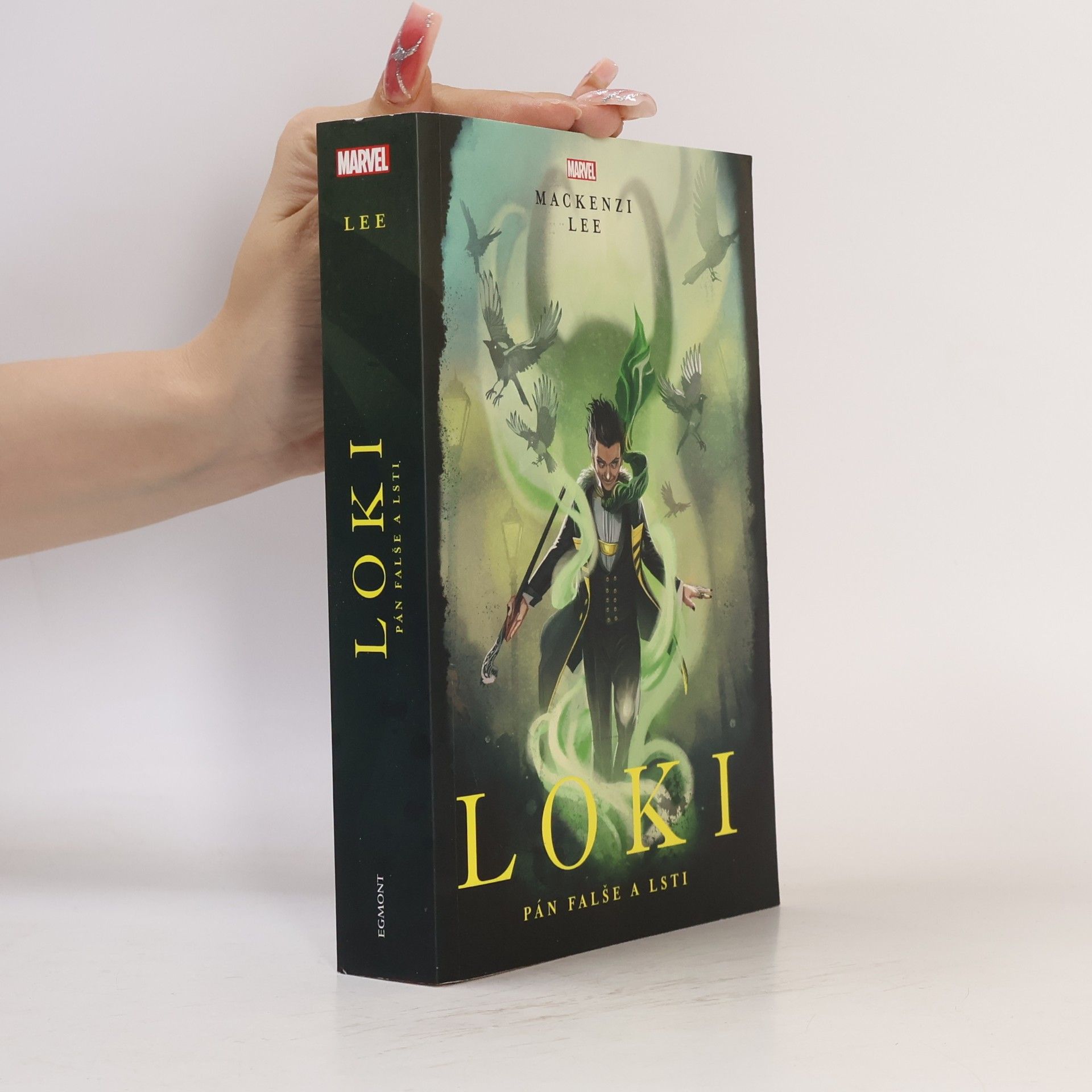 Mackenzi Lee Loki: pán falše a lsti