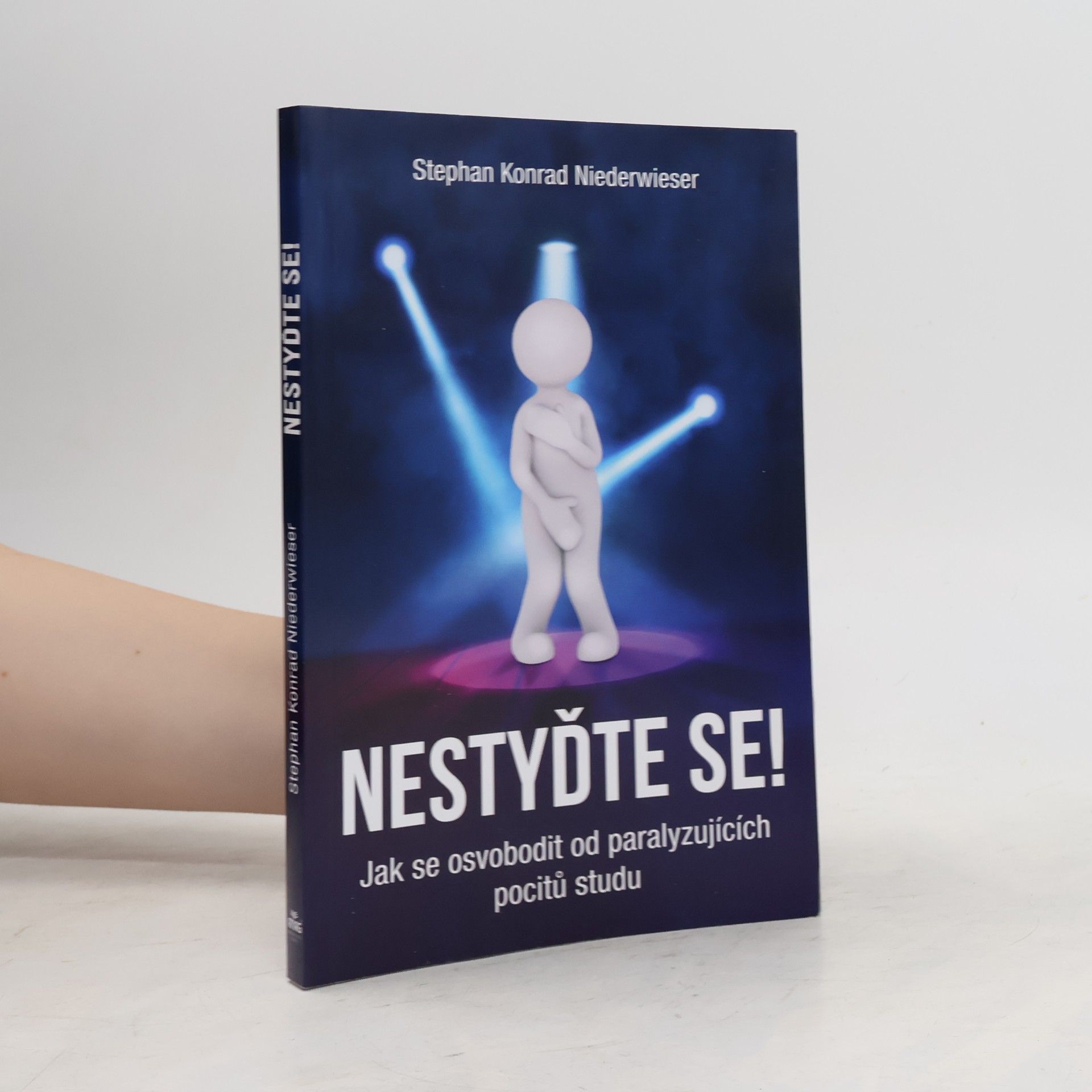 Stephan Niederwieser Nestyďte se!