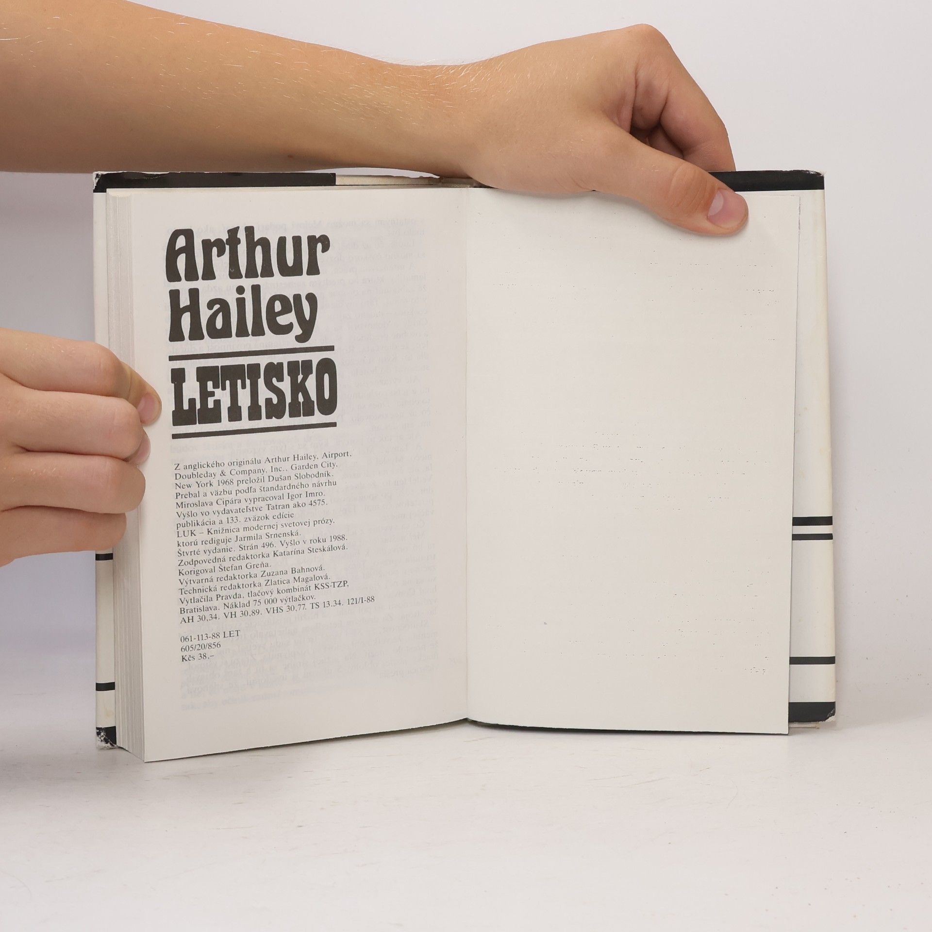 Arthur Hailey Letisko