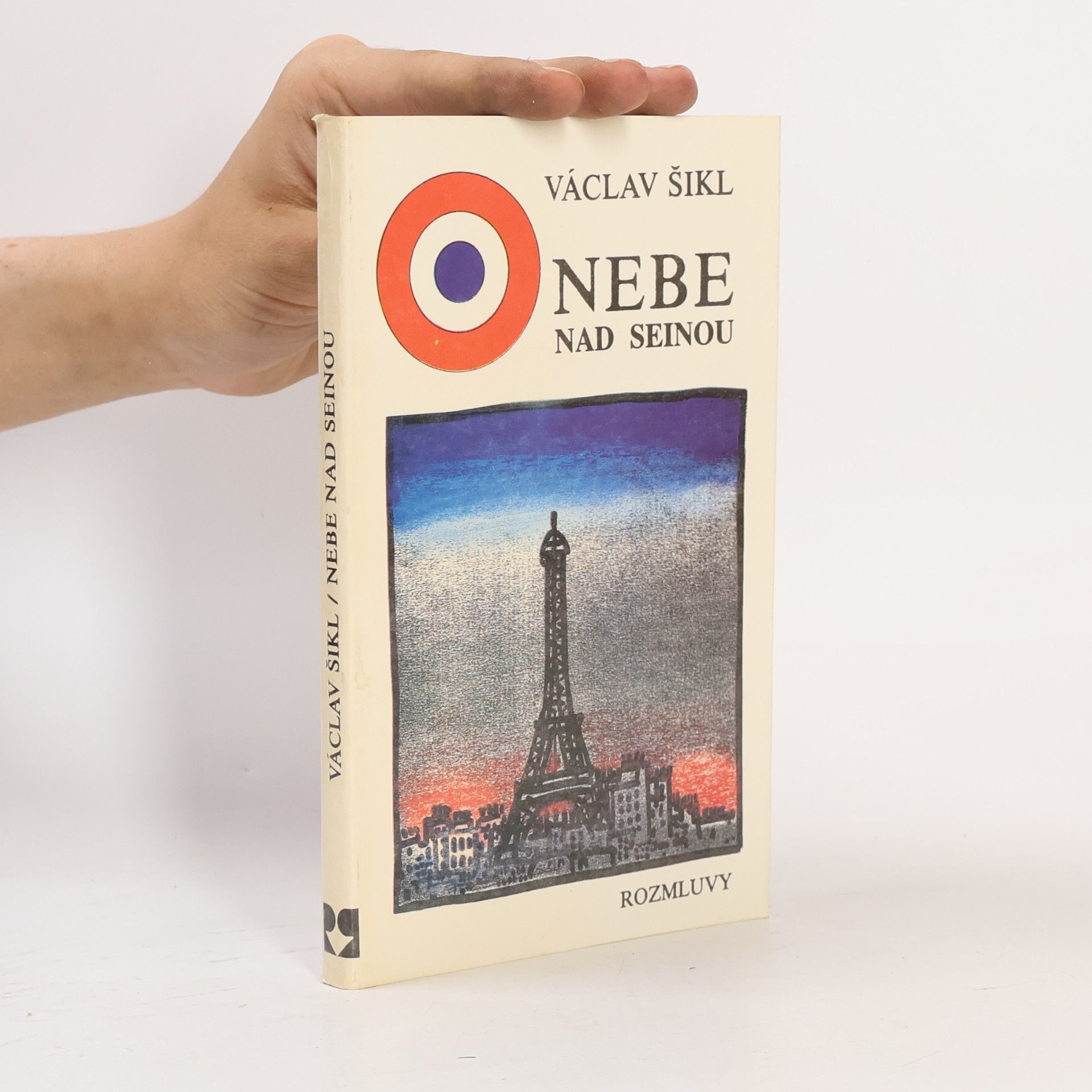 Nebe nad Seinou