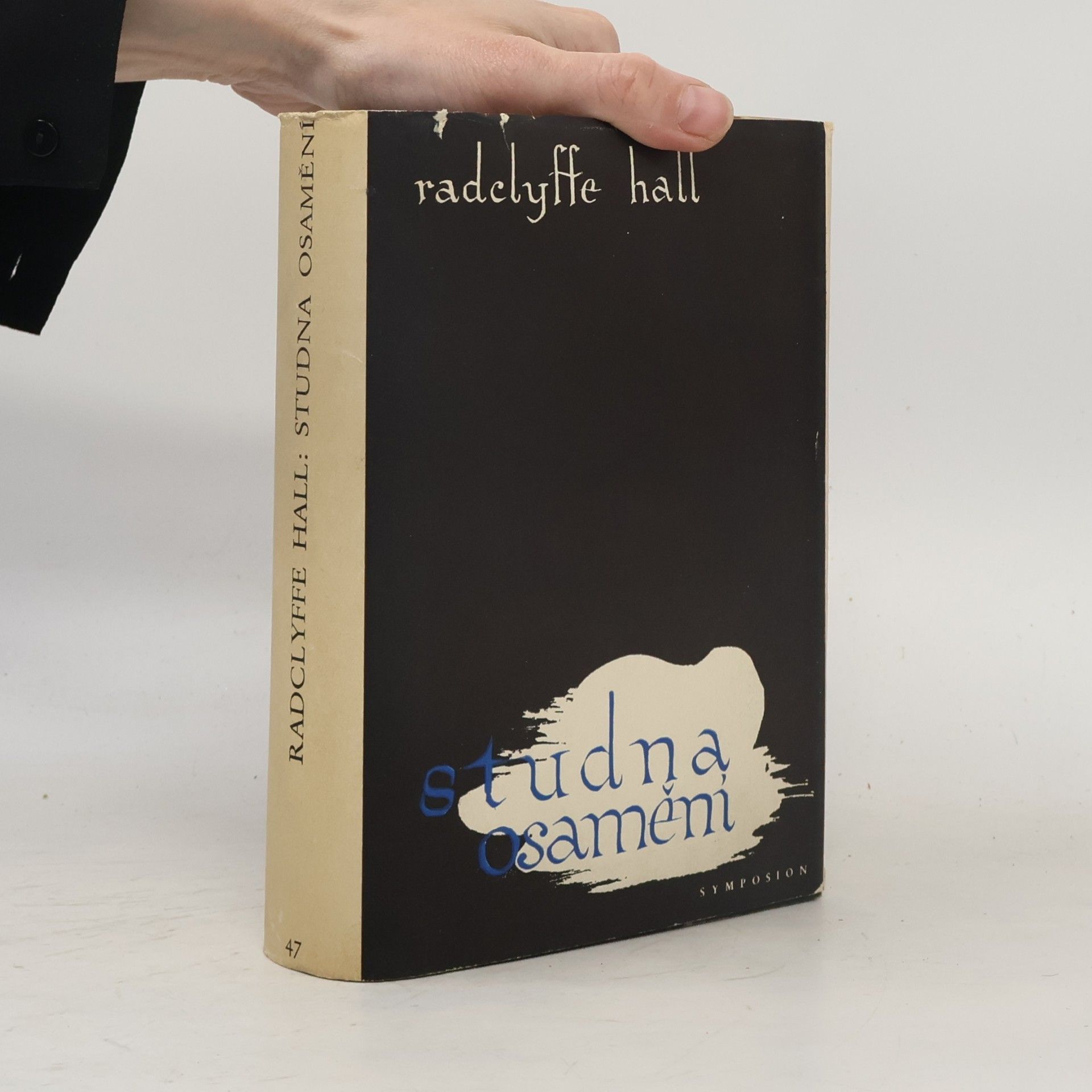 Radclyffe Hall Studna osamění