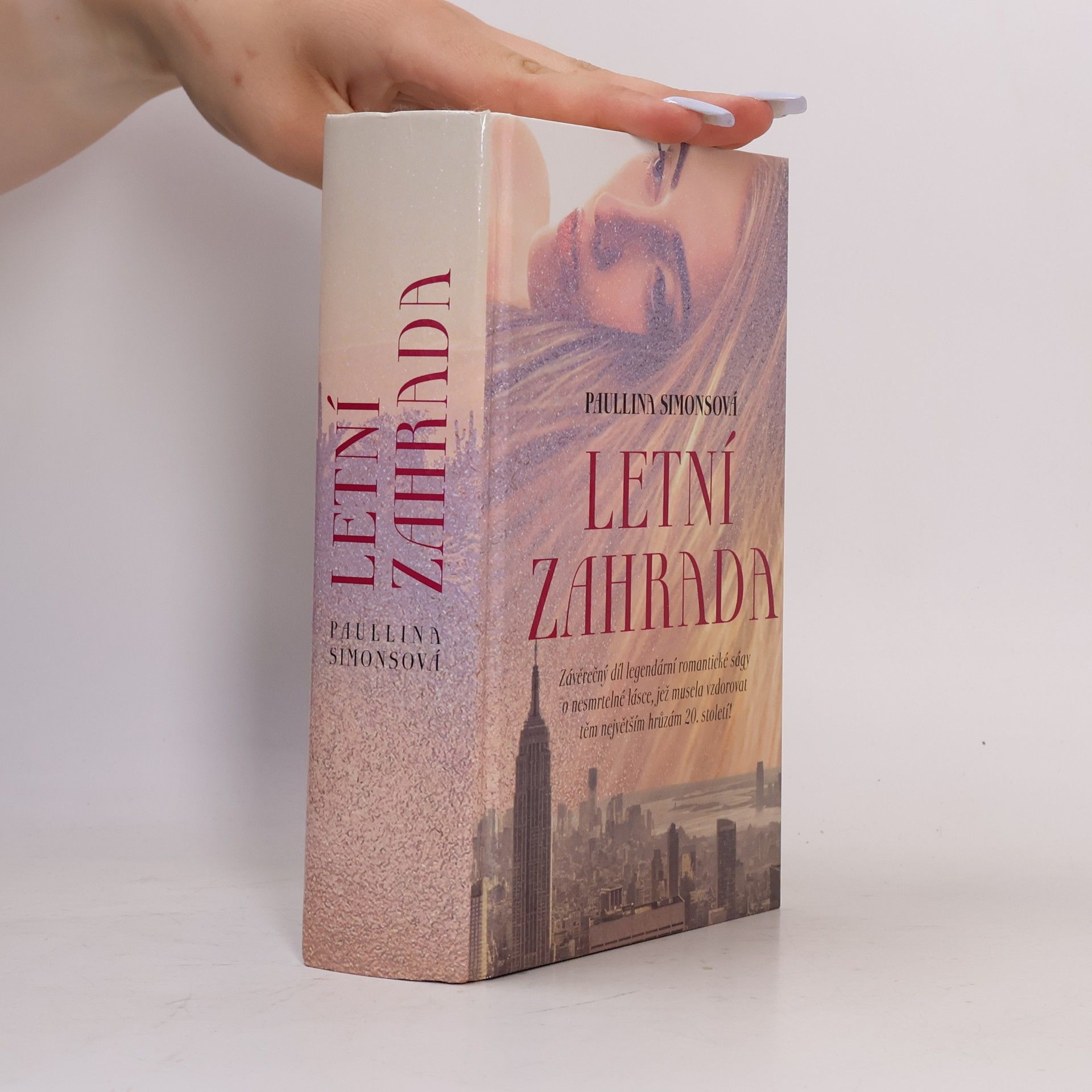 Paullina Simons Letní zahrada