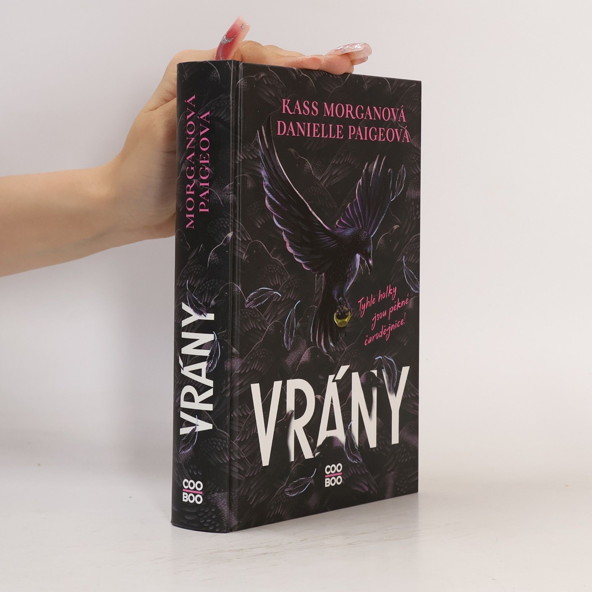 Kass Morgan Vrány