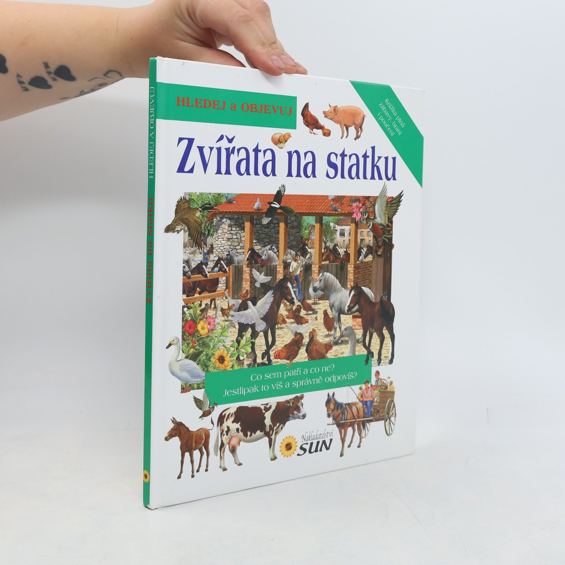 Various authors Zvířata na statku - Hledej a objevuj