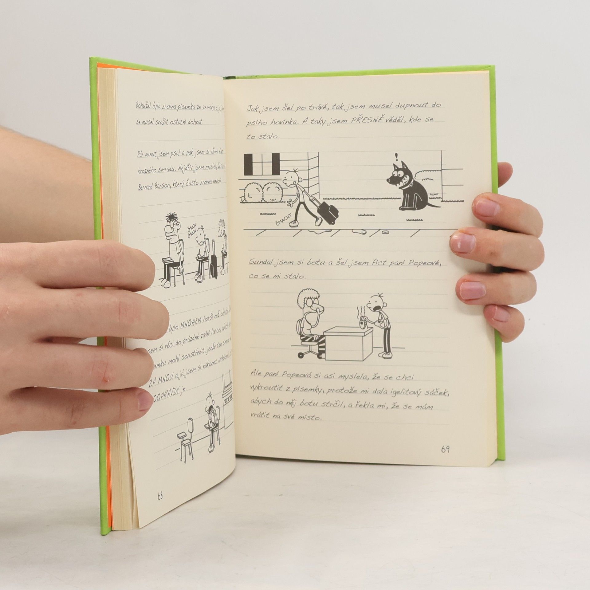 Jeff Kinney Deník malého poseroutky 8. Fakt smůla