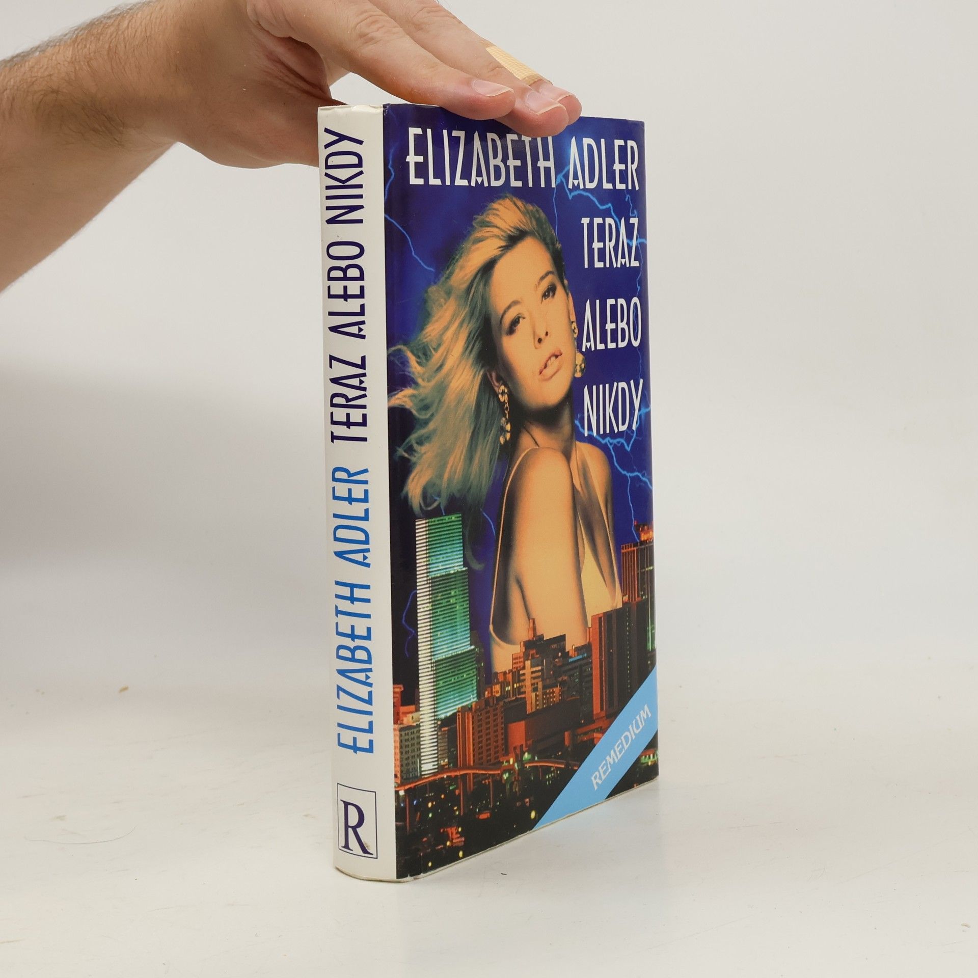 Elizabeth Adler Teraz alebo nikdy
