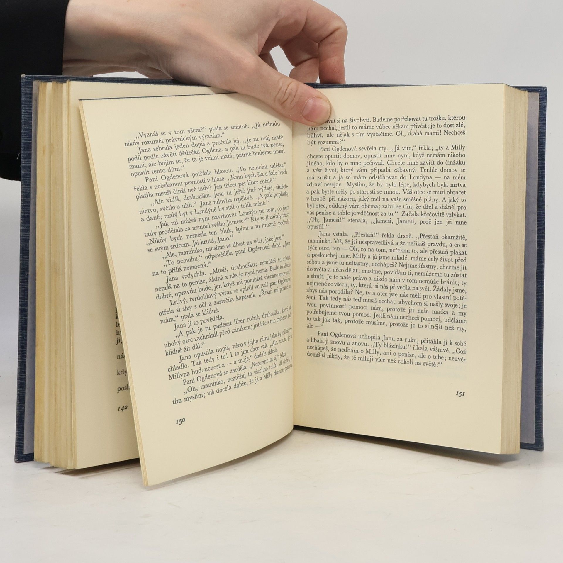 Radclyffe Hall Nerozžatá lampa