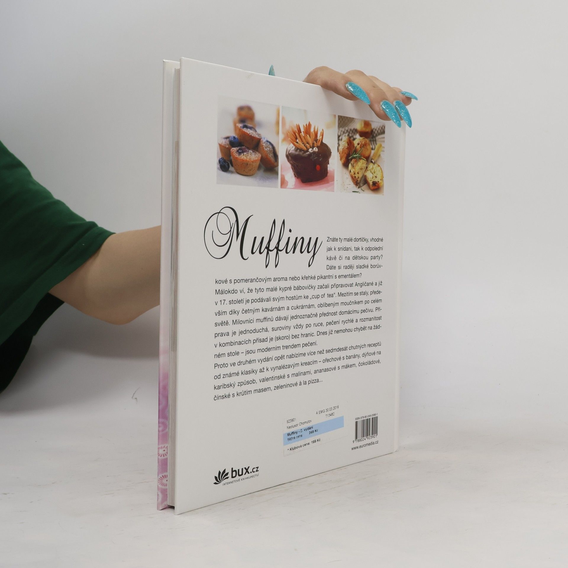 Various authors Muffiny