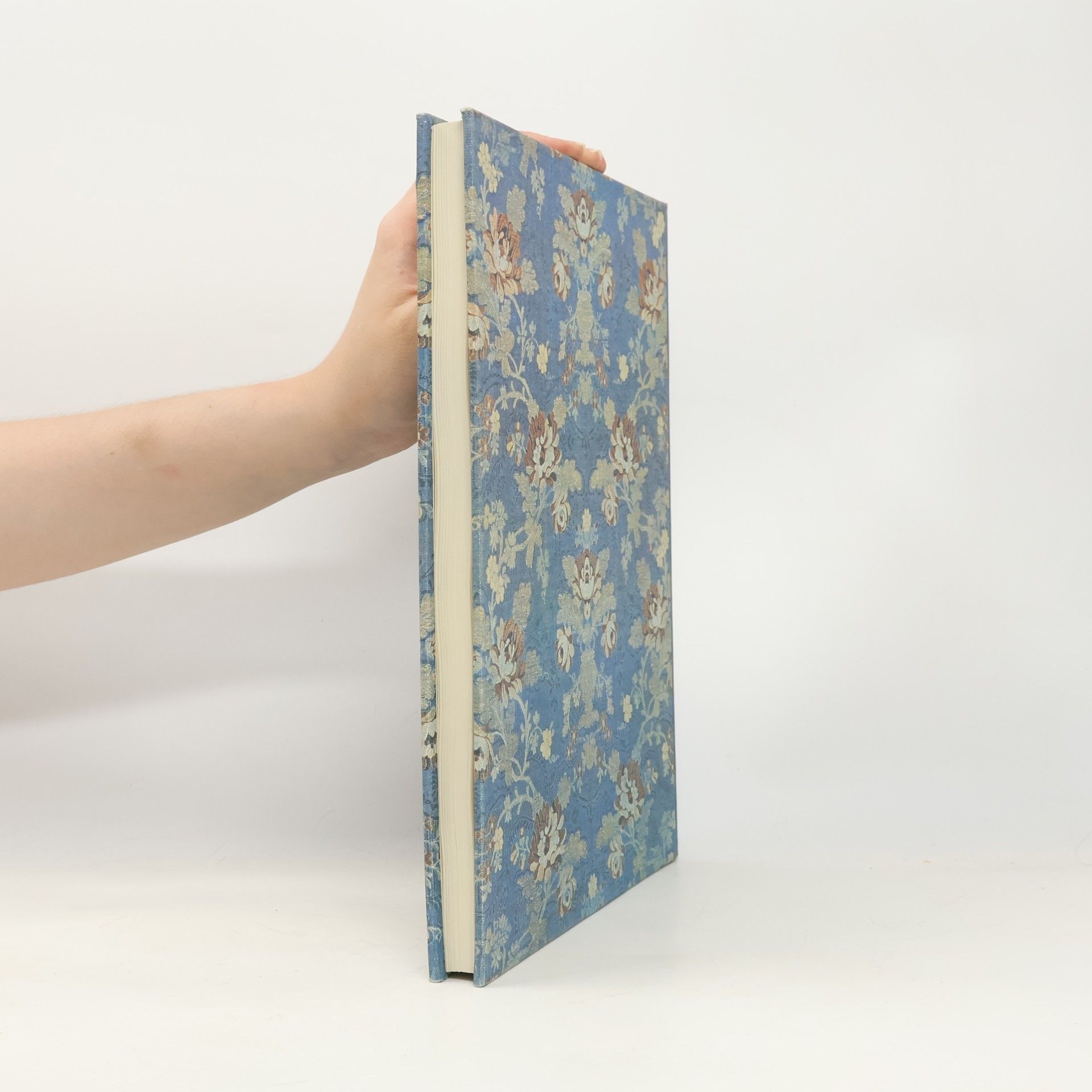 Various authors Russian Applied Art: Eighteenth to Early Twentieth Century