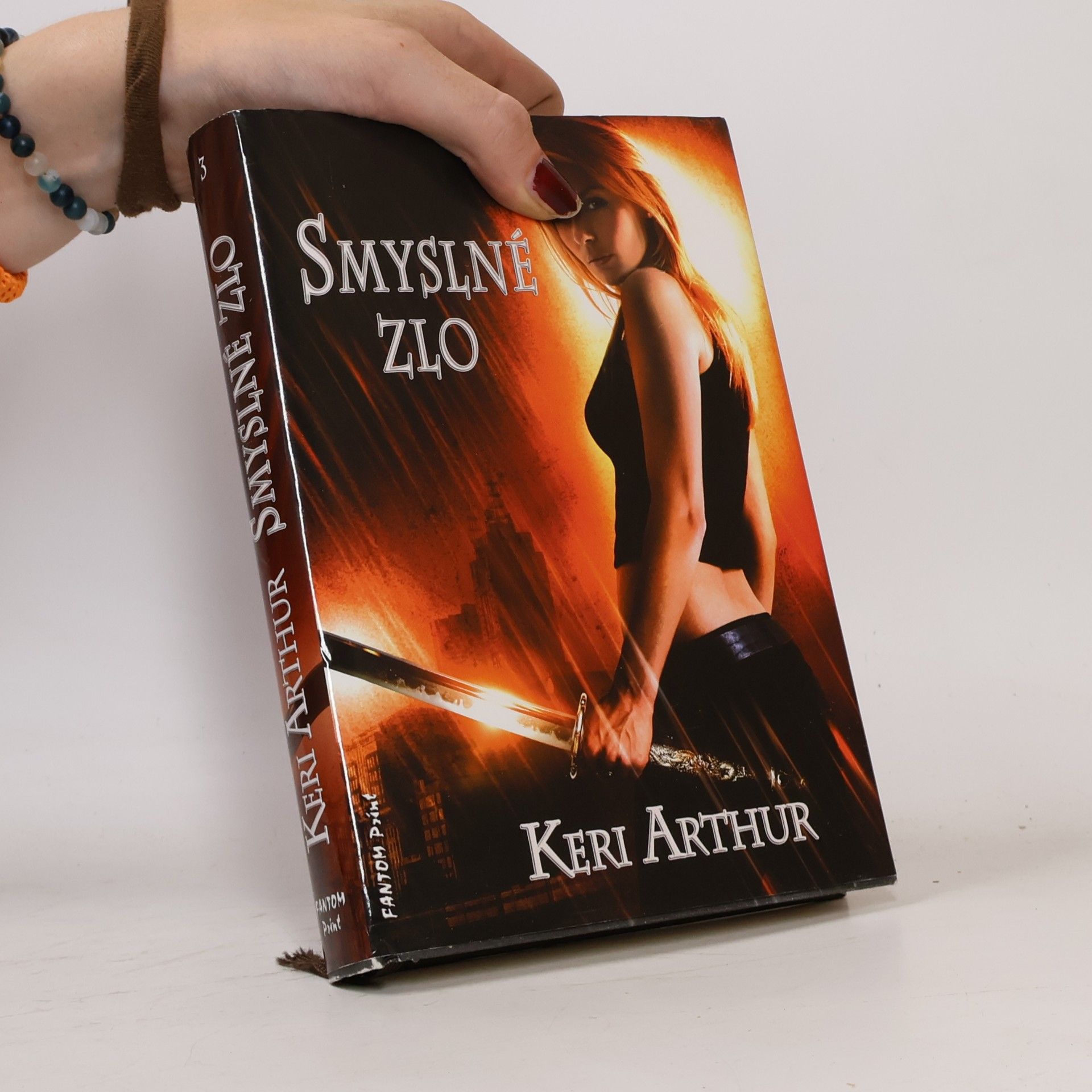 Keri Arthur Smyslné zlo