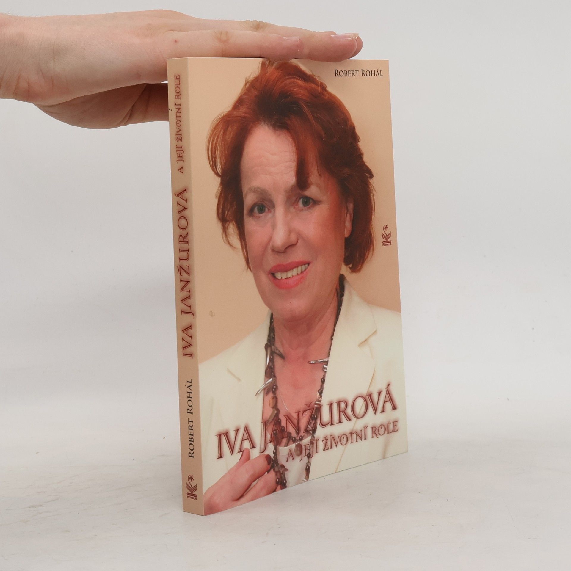 Robert Rohál Iva Janžurová a její životní role